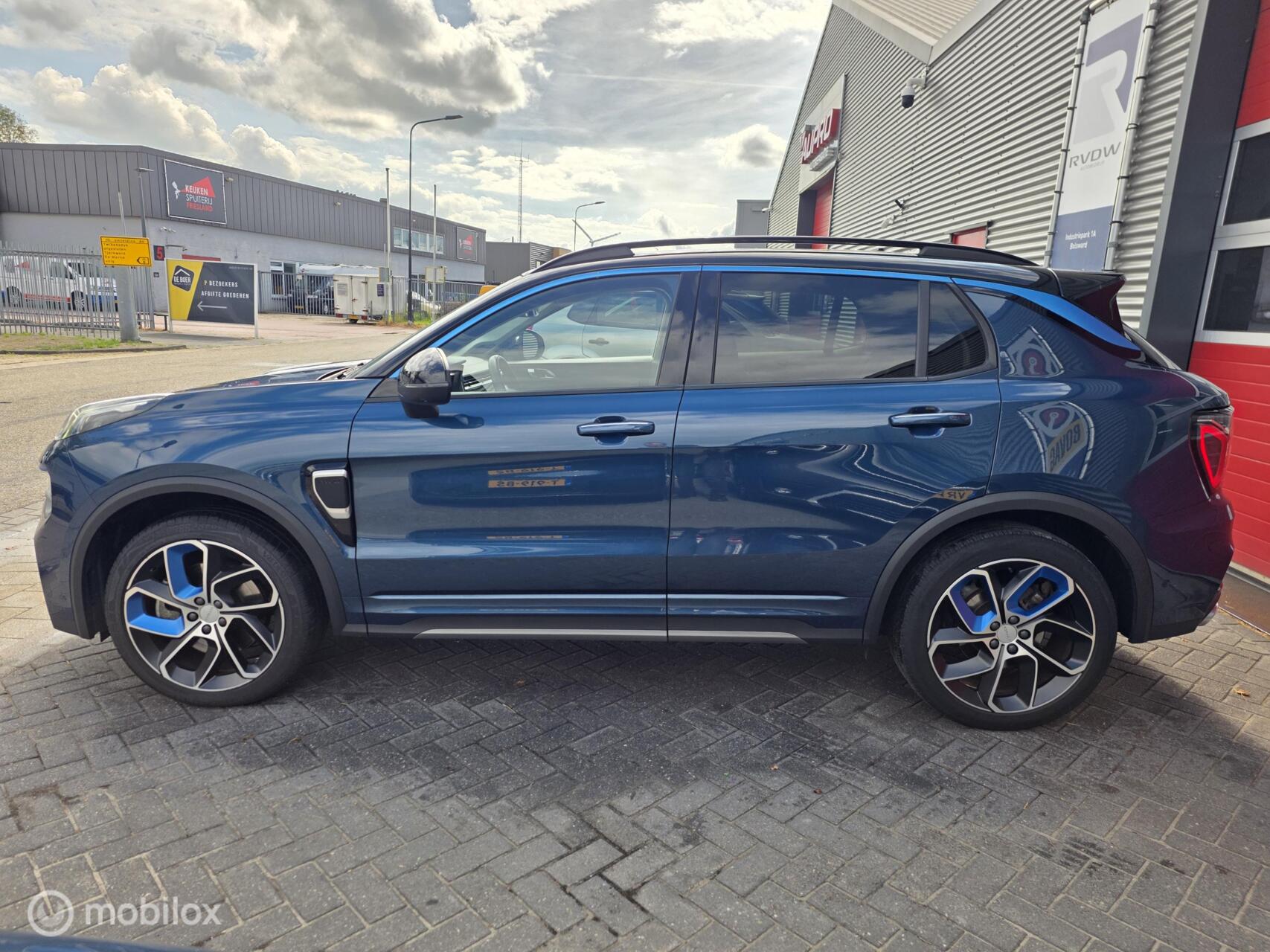 Foto van Lynk&co LYNK & Co 01