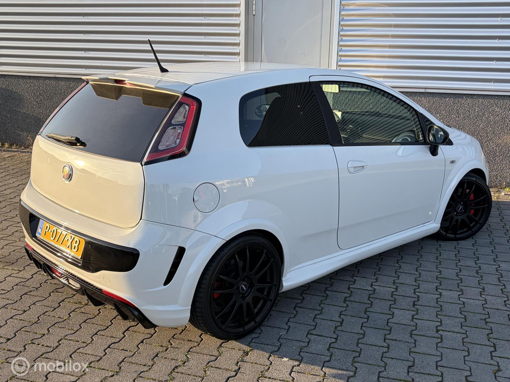 Foto van Fiat Punto Abarth