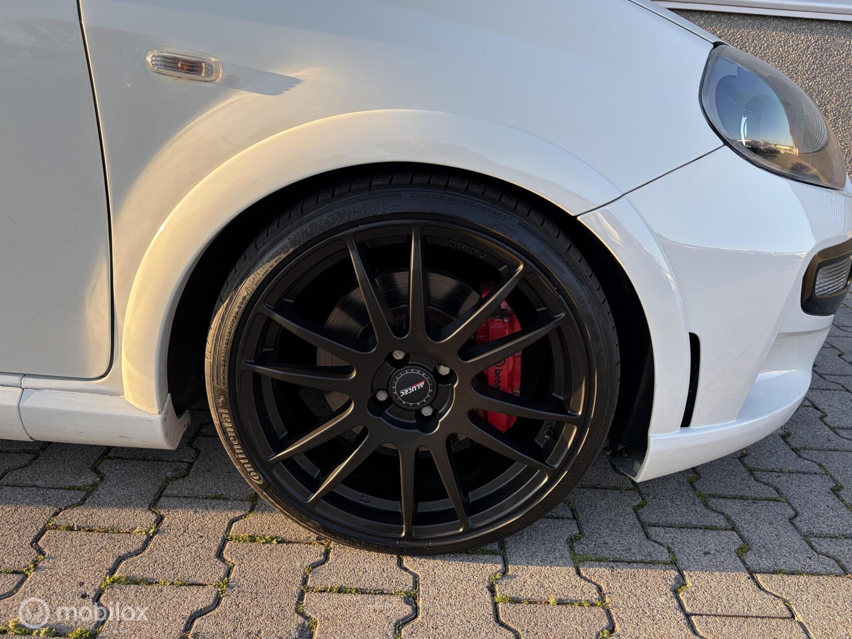 Foto van Fiat Punto Abarth