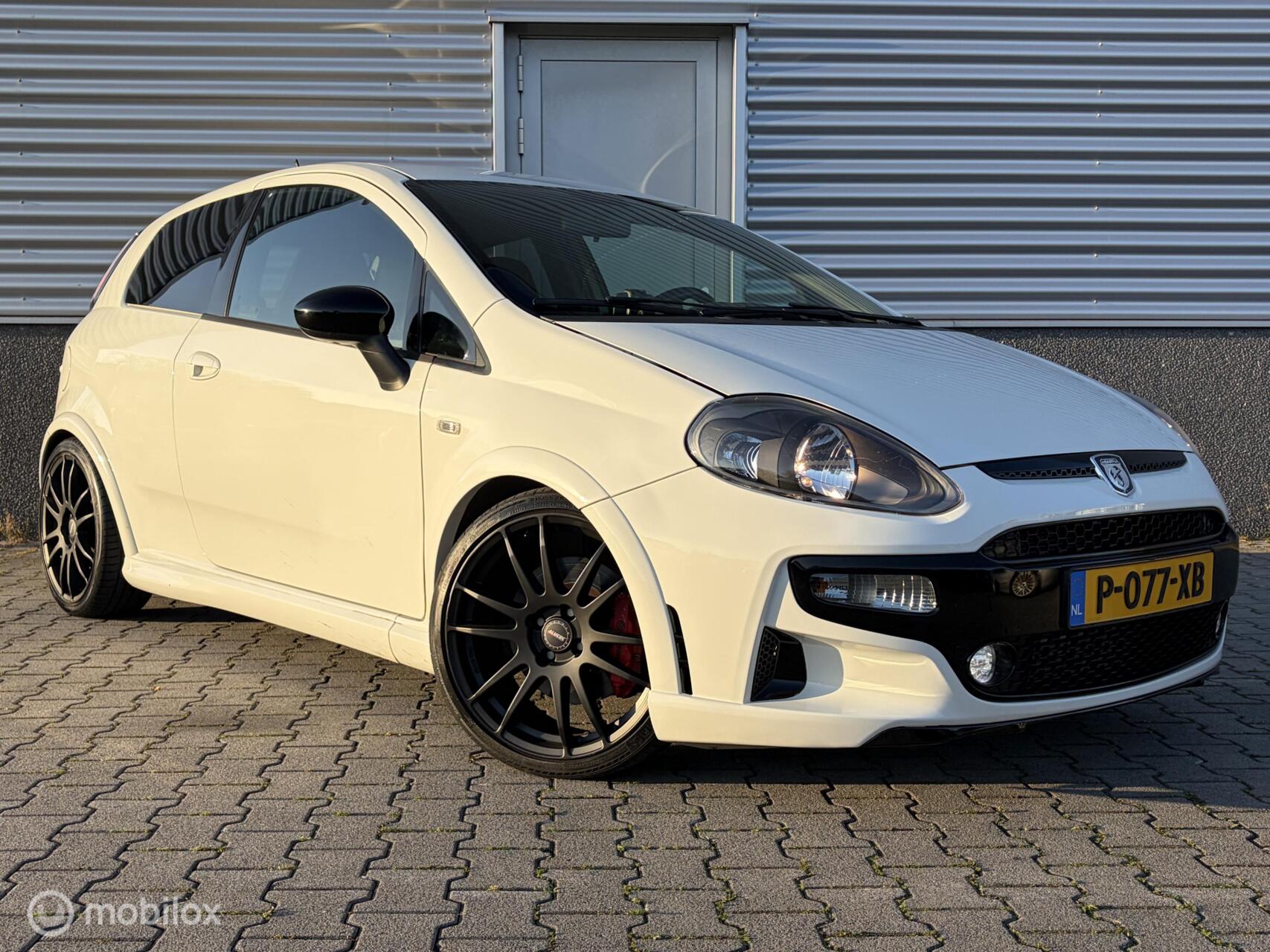 Foto van Fiat Punto Abarth
