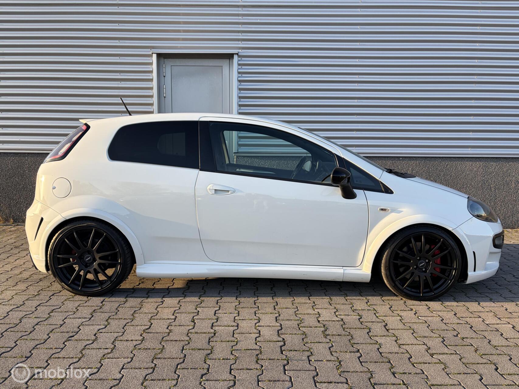 Foto van Fiat Punto Abarth
