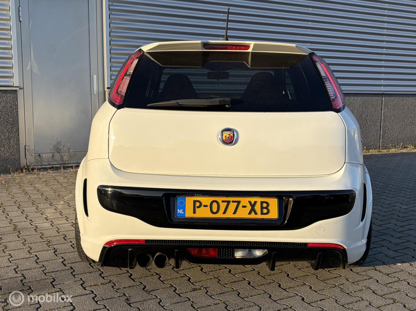 Foto van Fiat Punto Abarth
