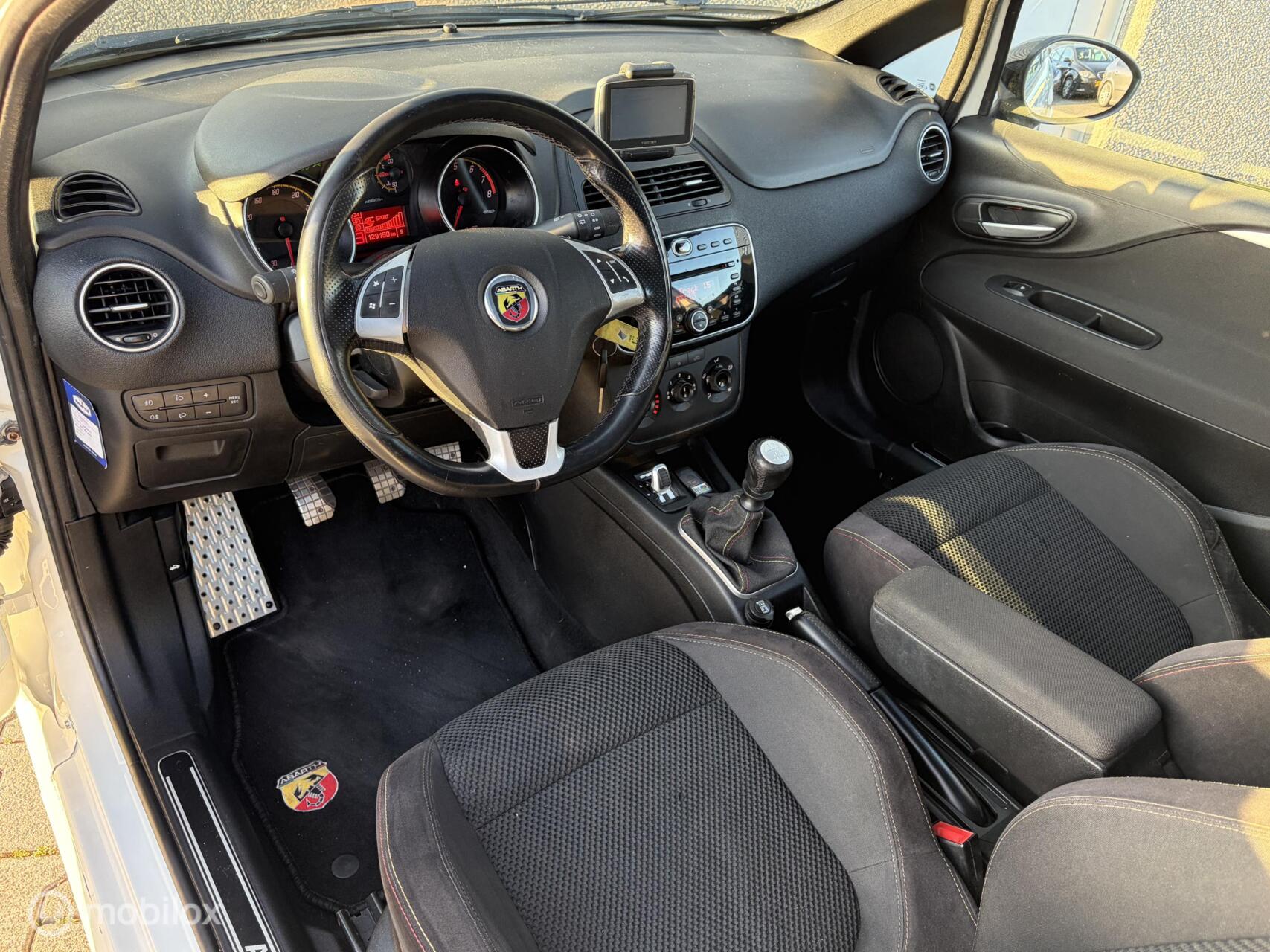 Foto van Fiat Punto Abarth