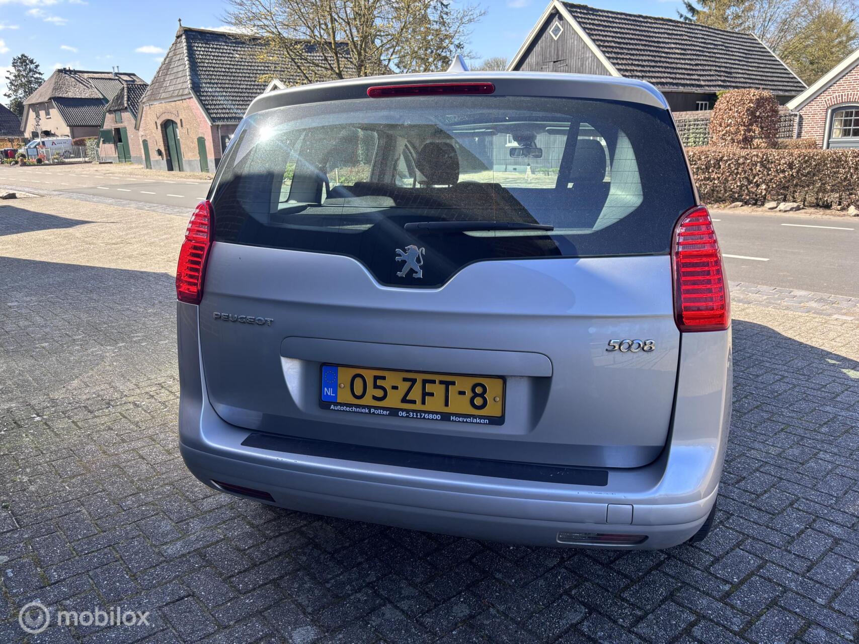 Foto van Peugeot 5008