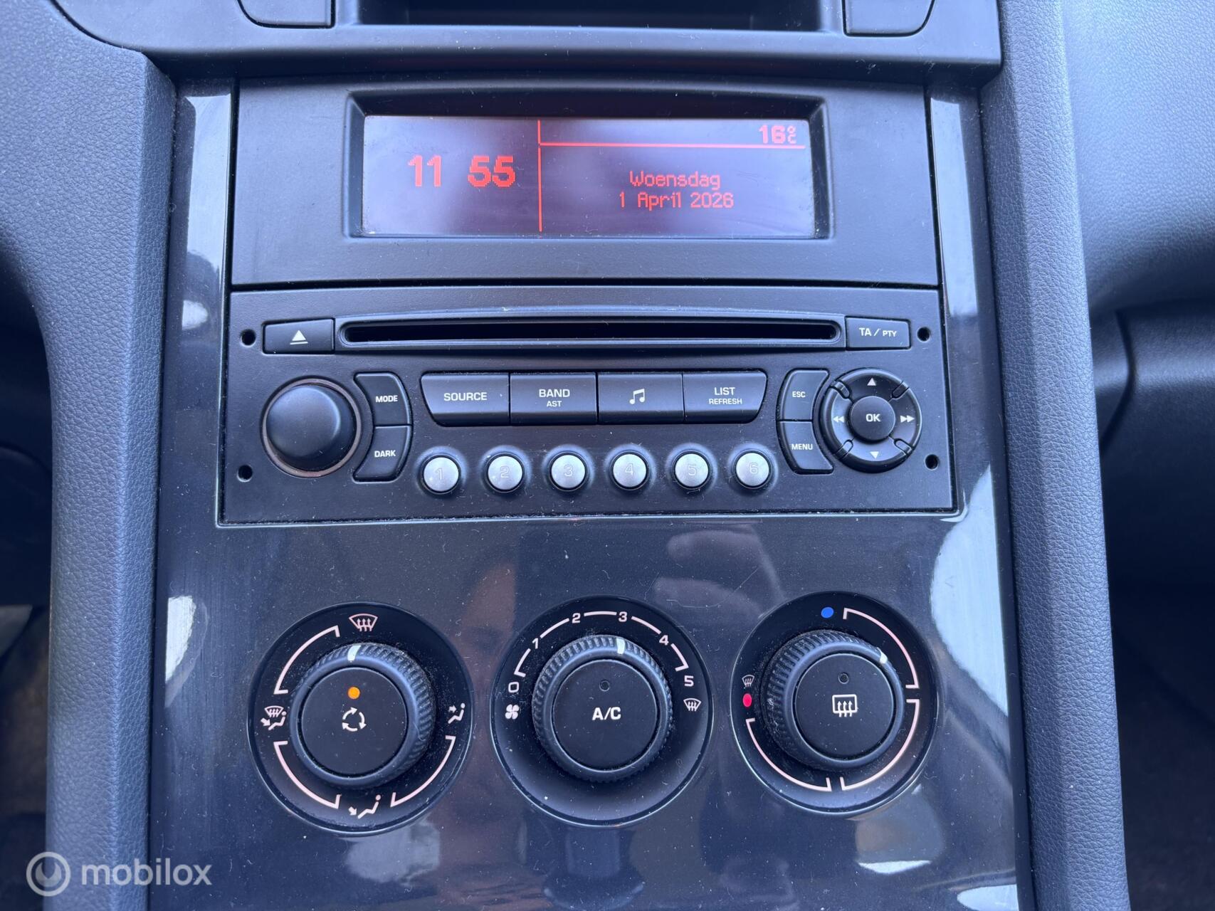 Foto van Peugeot 5008