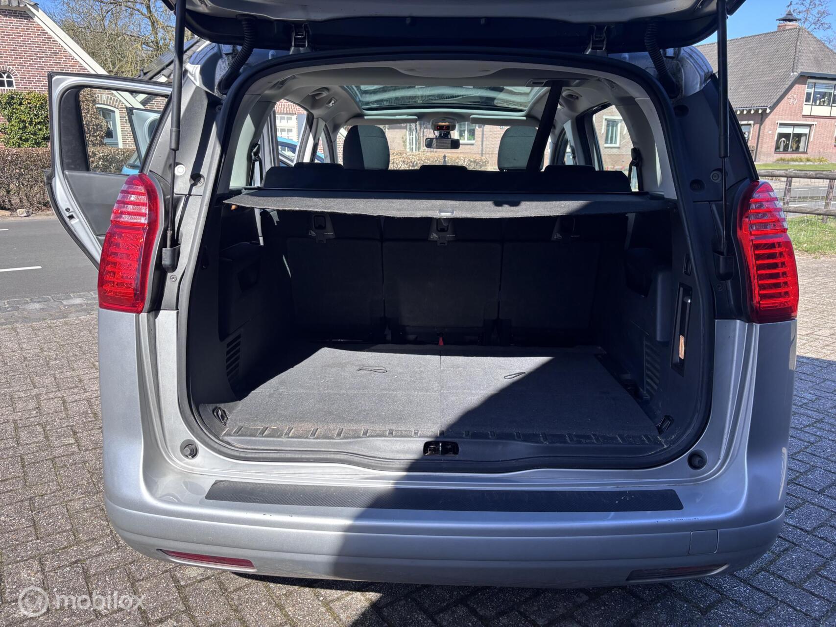 Foto van Peugeot 5008