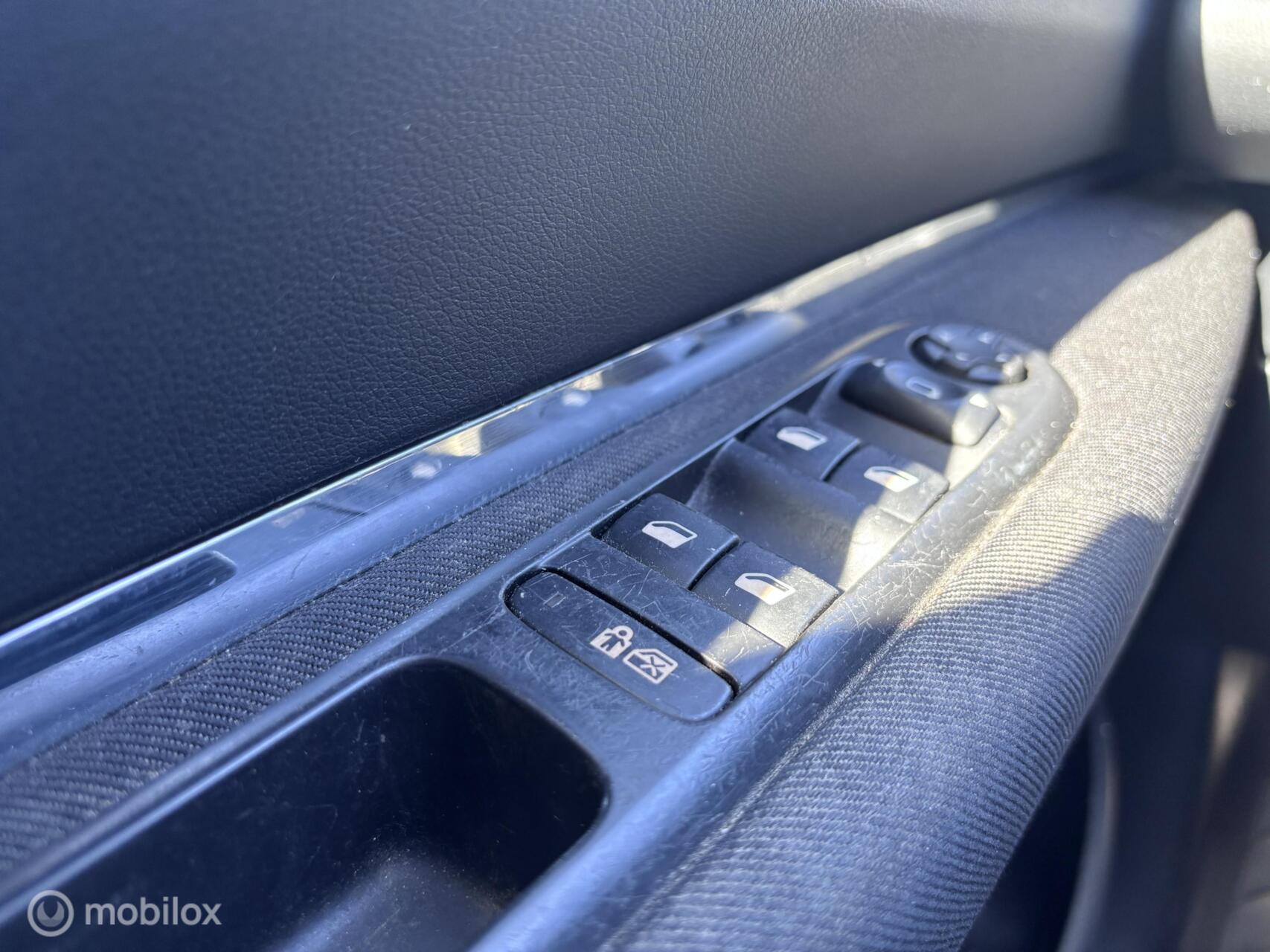 Foto van Peugeot 5008