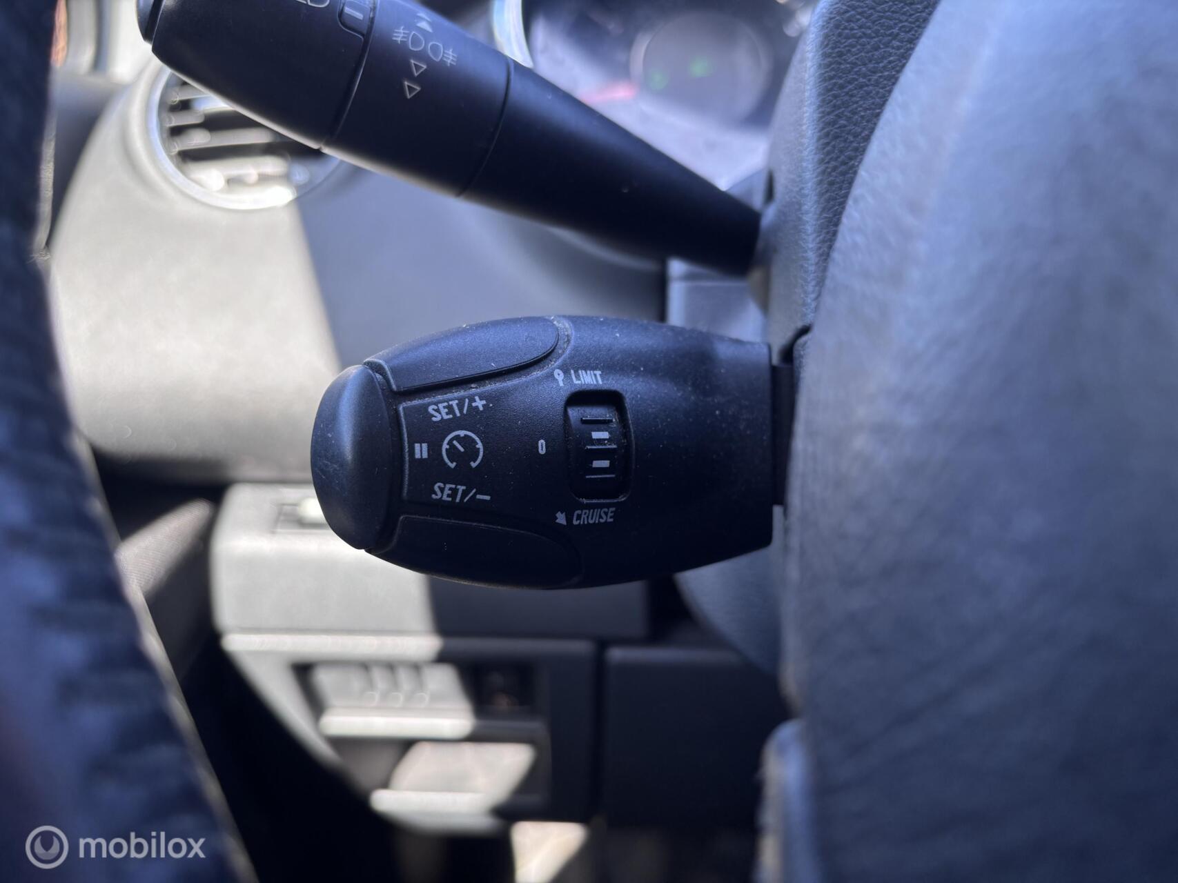 Foto van Peugeot 5008