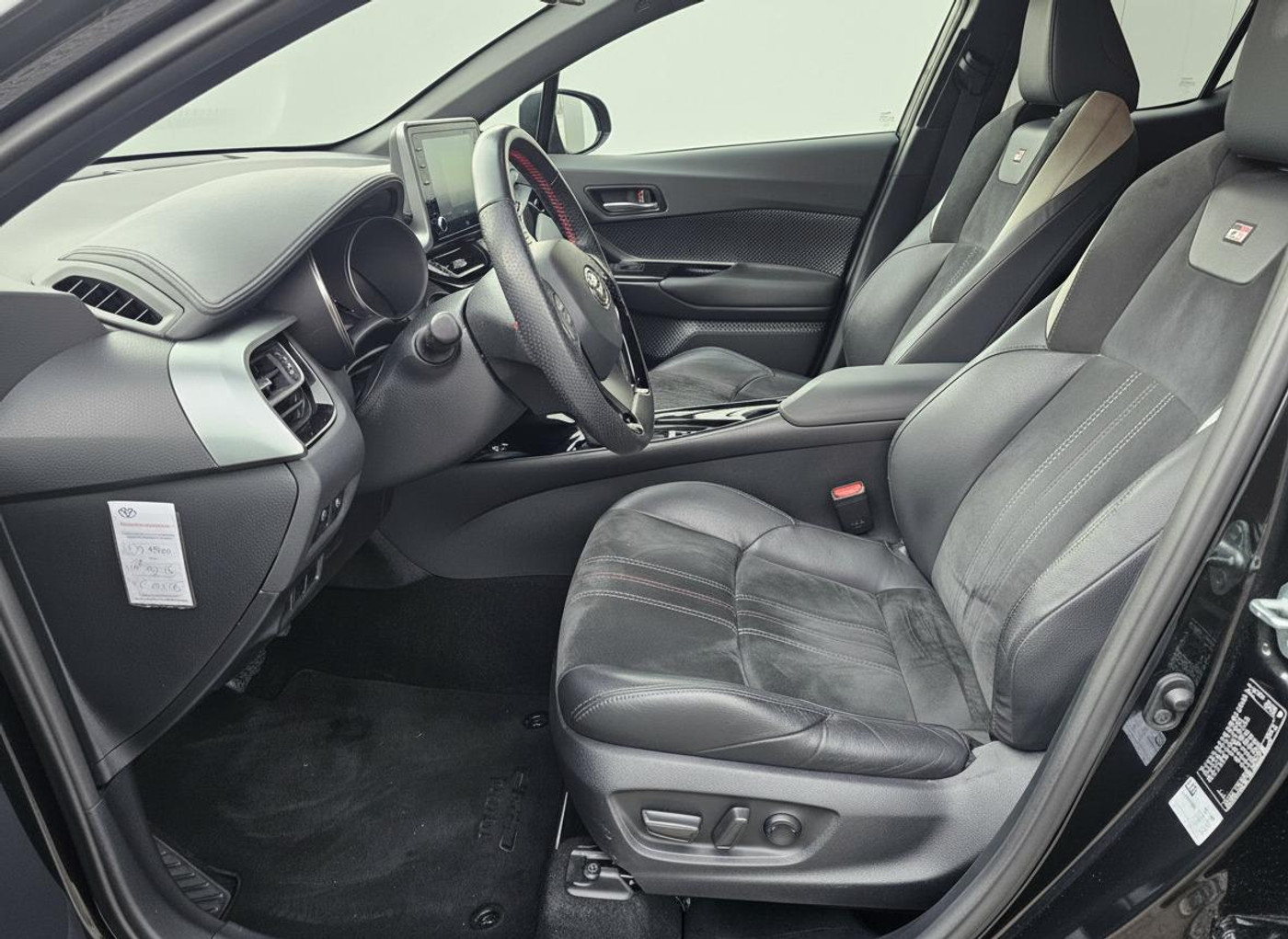 Foto van Toyota Toyota C-hr