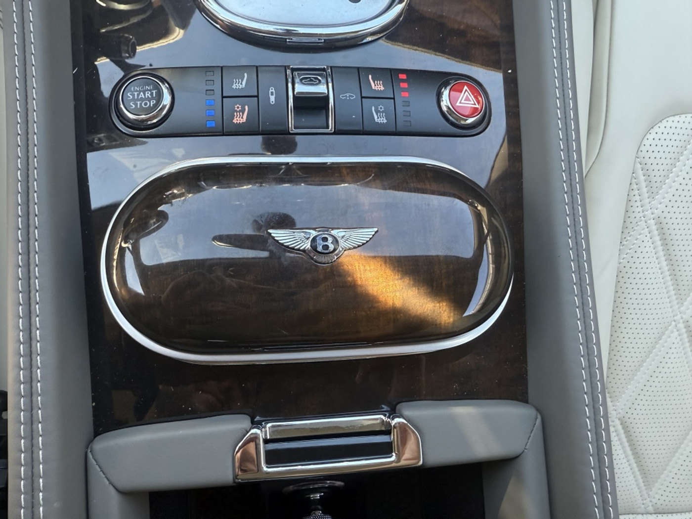 Foto van Bentley Bentley Continental GT V8 S Convertible