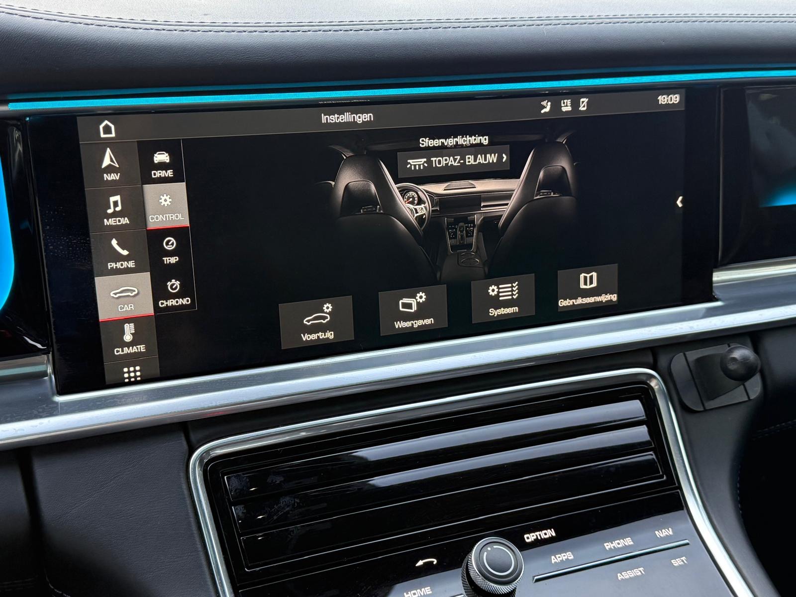 Foto van Porsche Panamera 4 E-hybrid