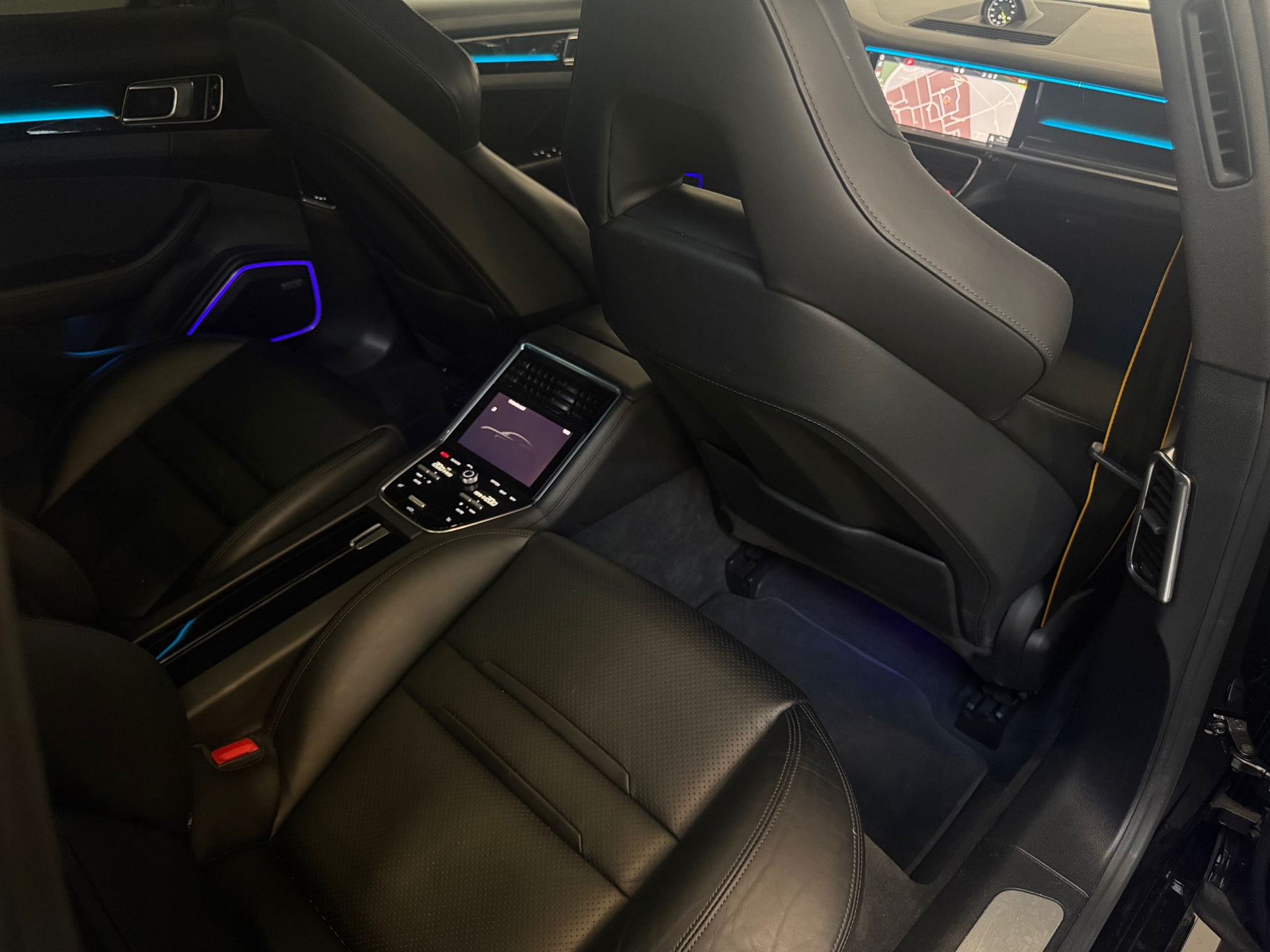 Foto van Porsche Panamera 4 E-hybrid