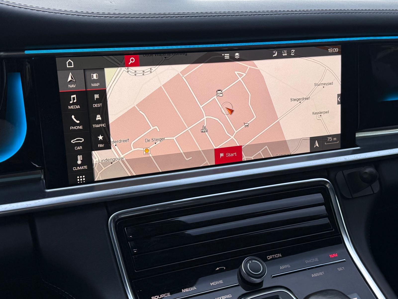 Foto van Porsche Panamera 4 E-hybrid