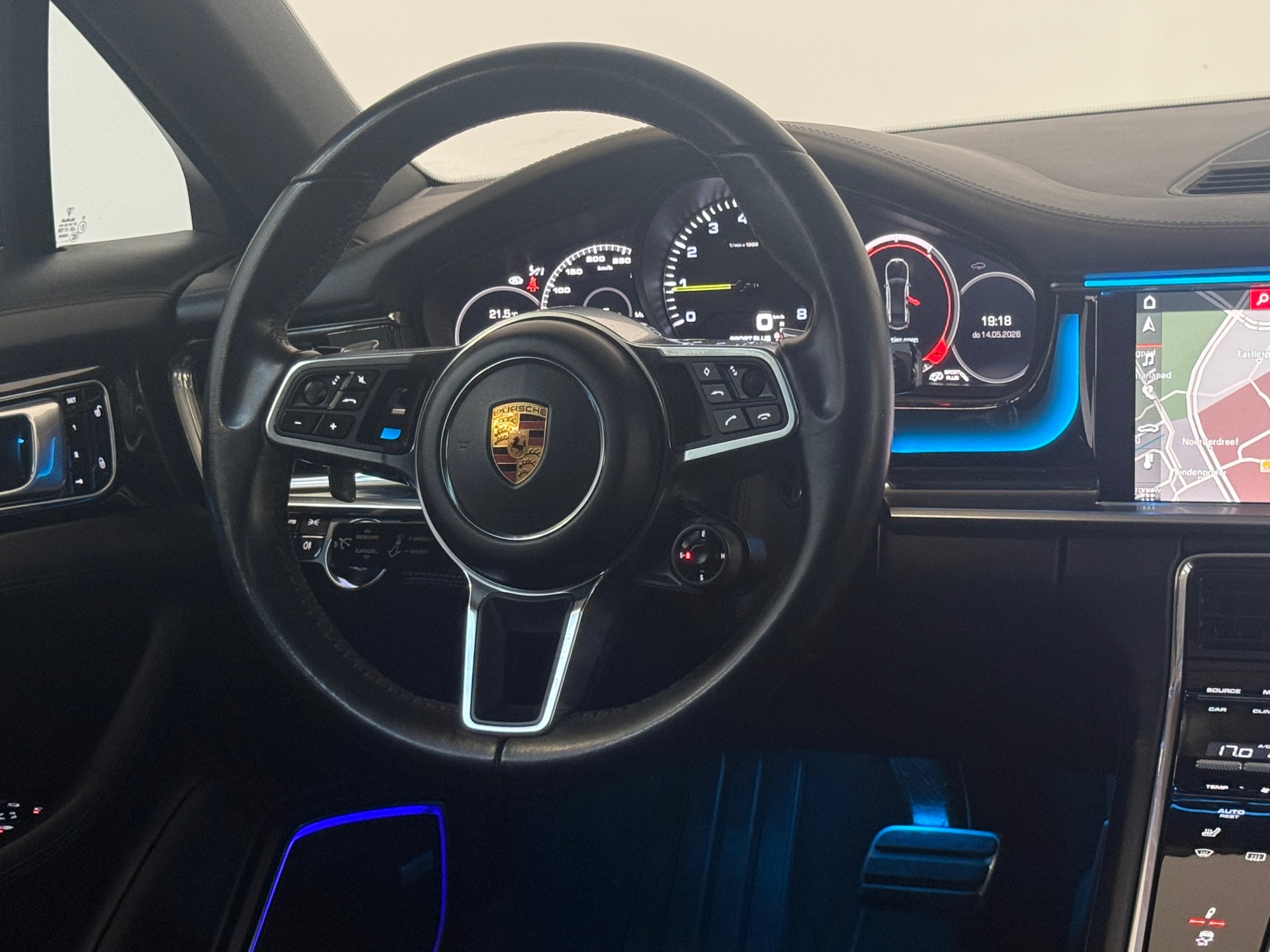 Foto van Porsche Panamera 4 E-hybrid