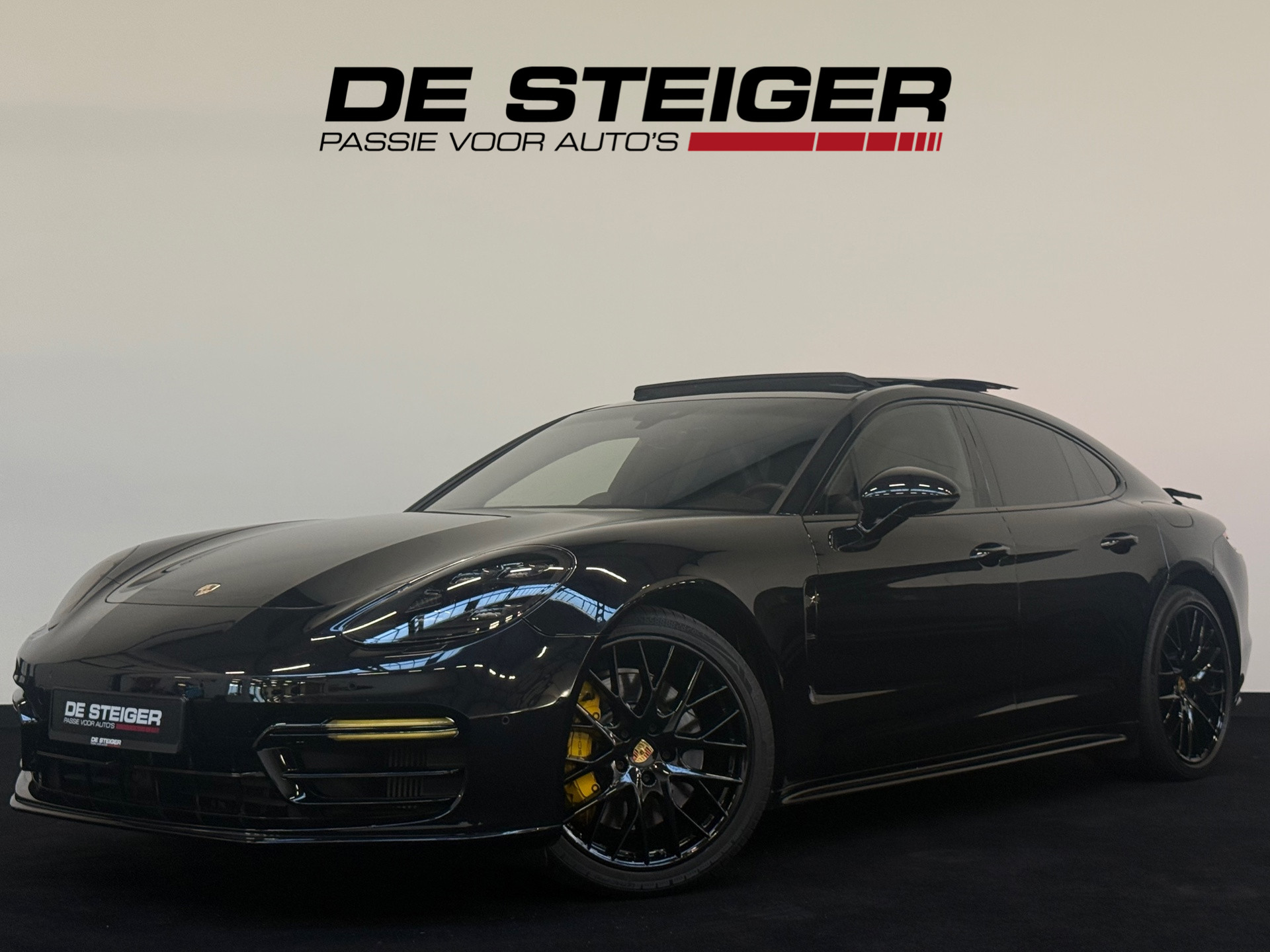 Porsche Panamera 4 E-hybrid 2.9 4 E-Hybrid Pano 360 Softclose Luchtvering 2017 - voorkant