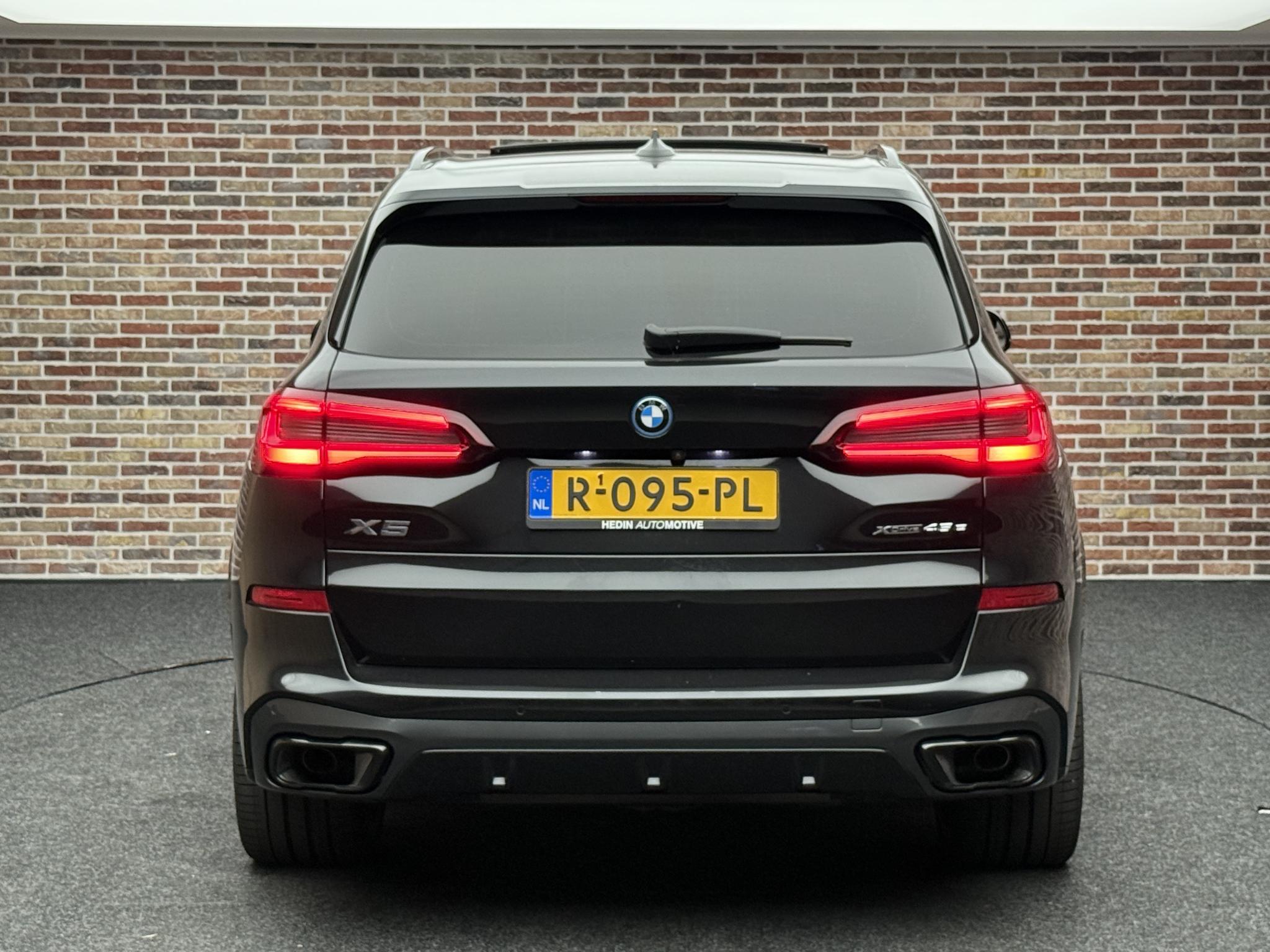 Foto van BMW X5 Xdrive45e