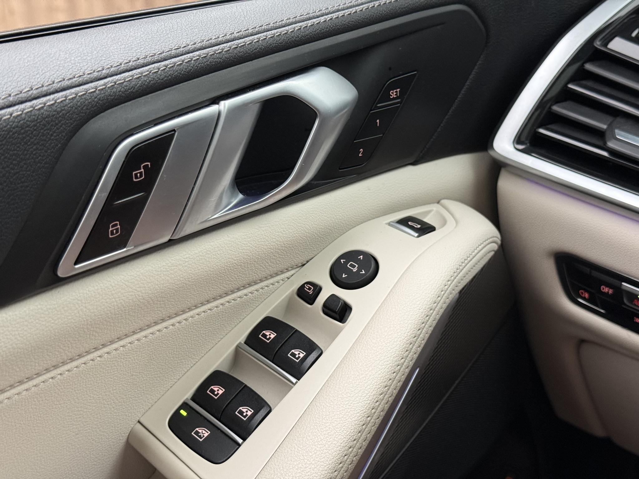 Foto van BMW X5 Xdrive45e