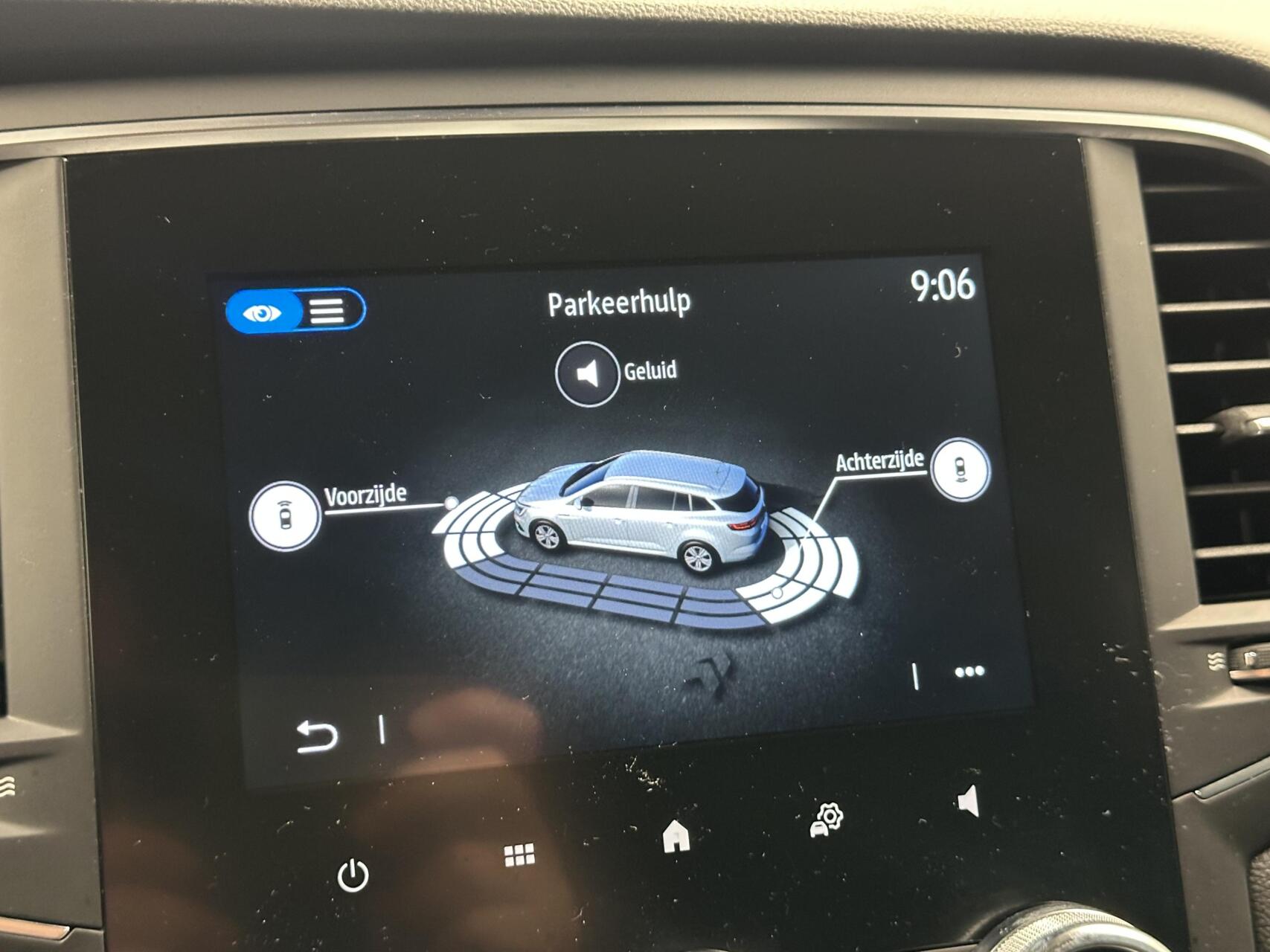 Foto van Renault Megane E-tech Plug-in Hybrid