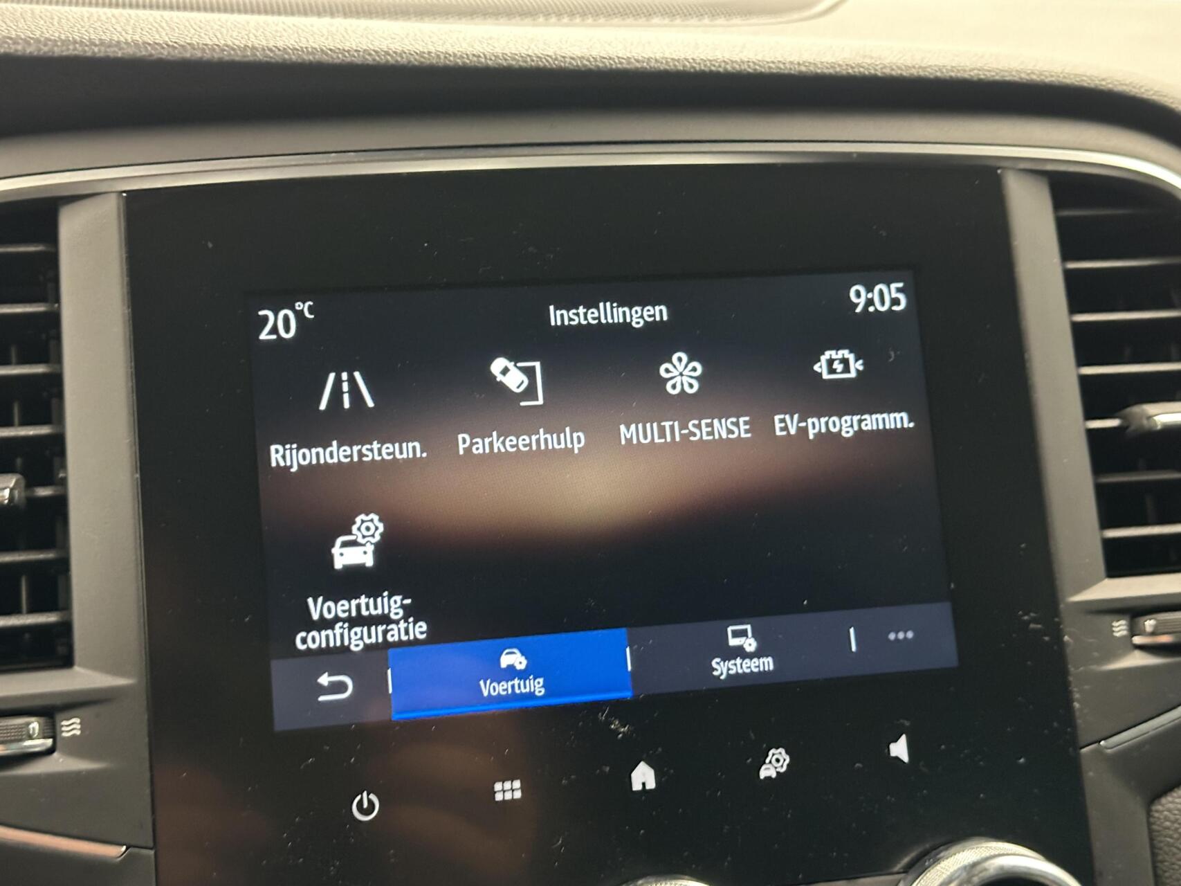 Foto van Renault Megane E-tech Plug-in Hybrid