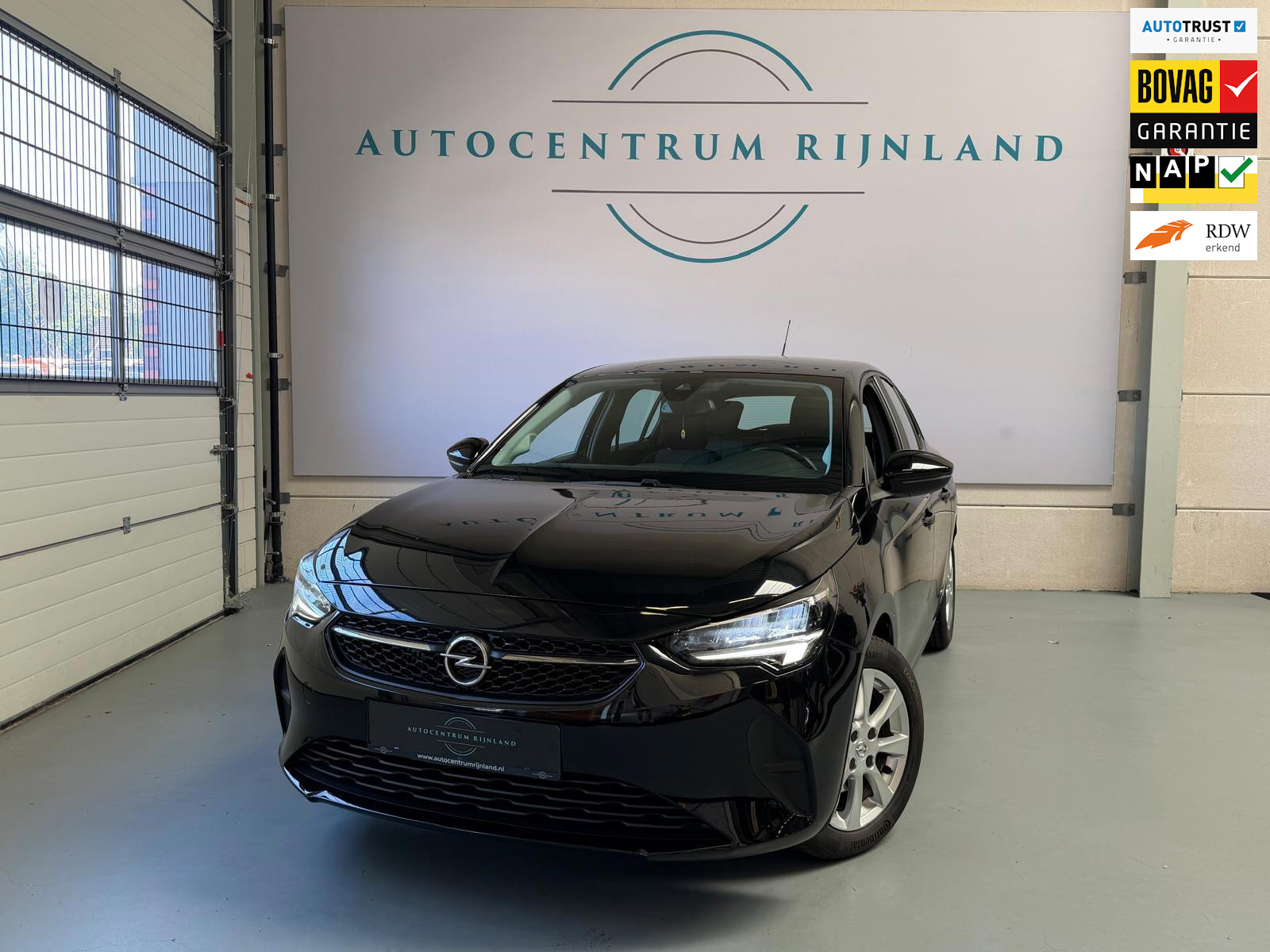 Opel Corsa 1.2 Edition Automaat, 1 Jaar Bovag Garantie, Navi, Cruise control, Carplay 2022 - voorkant