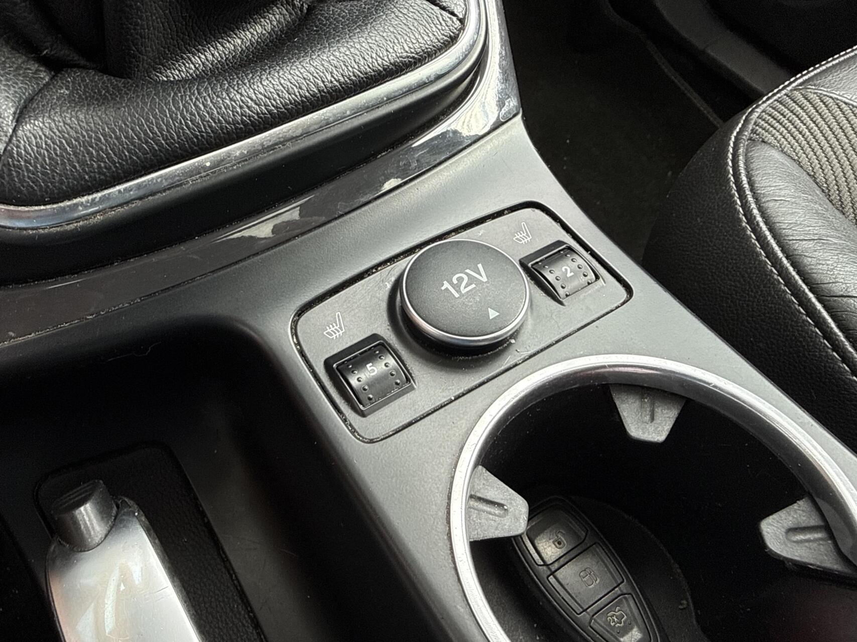 Foto van Ford Kuga 1.6 Scti