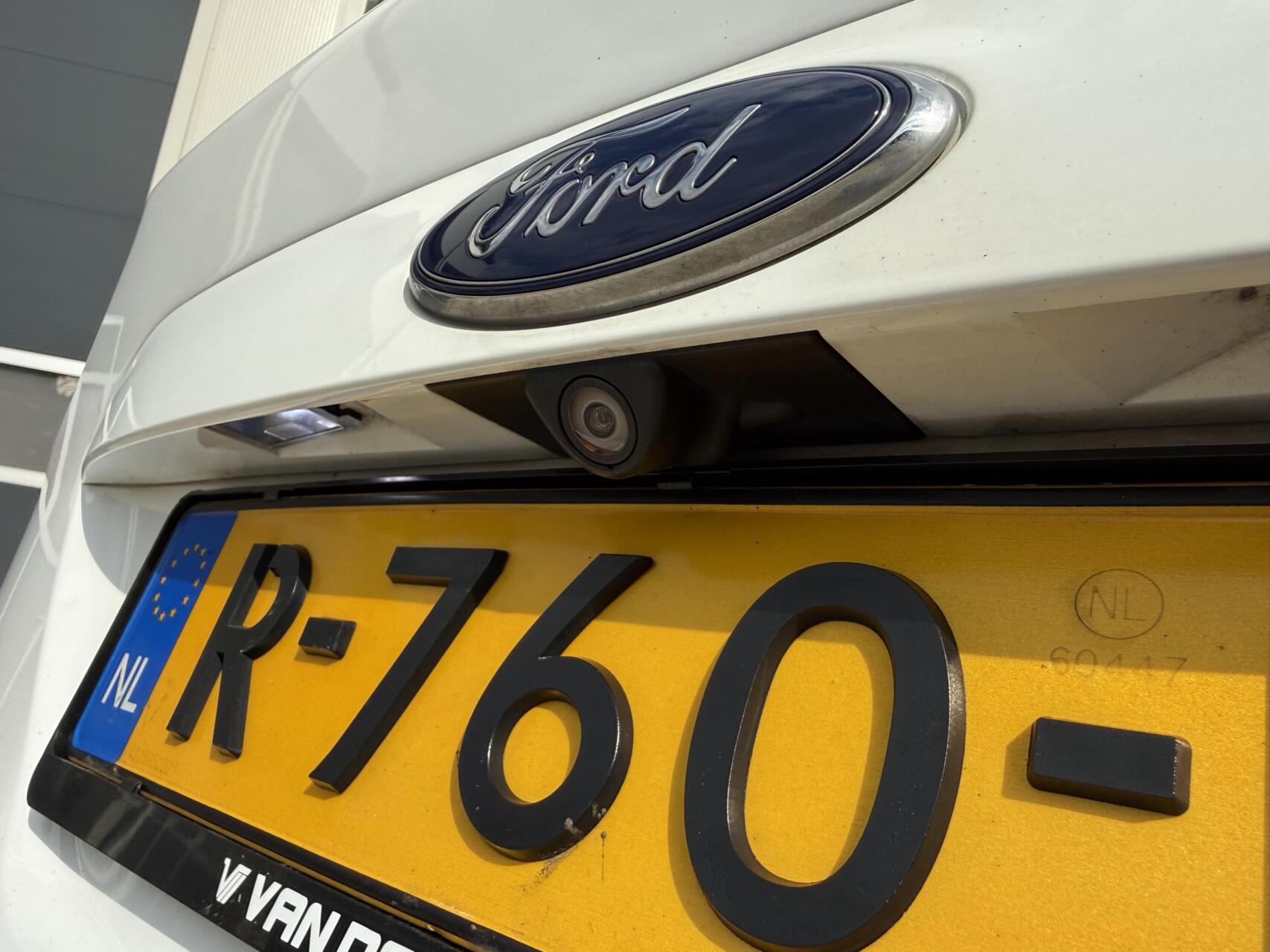 Foto van Ford Kuga 1.6 Scti