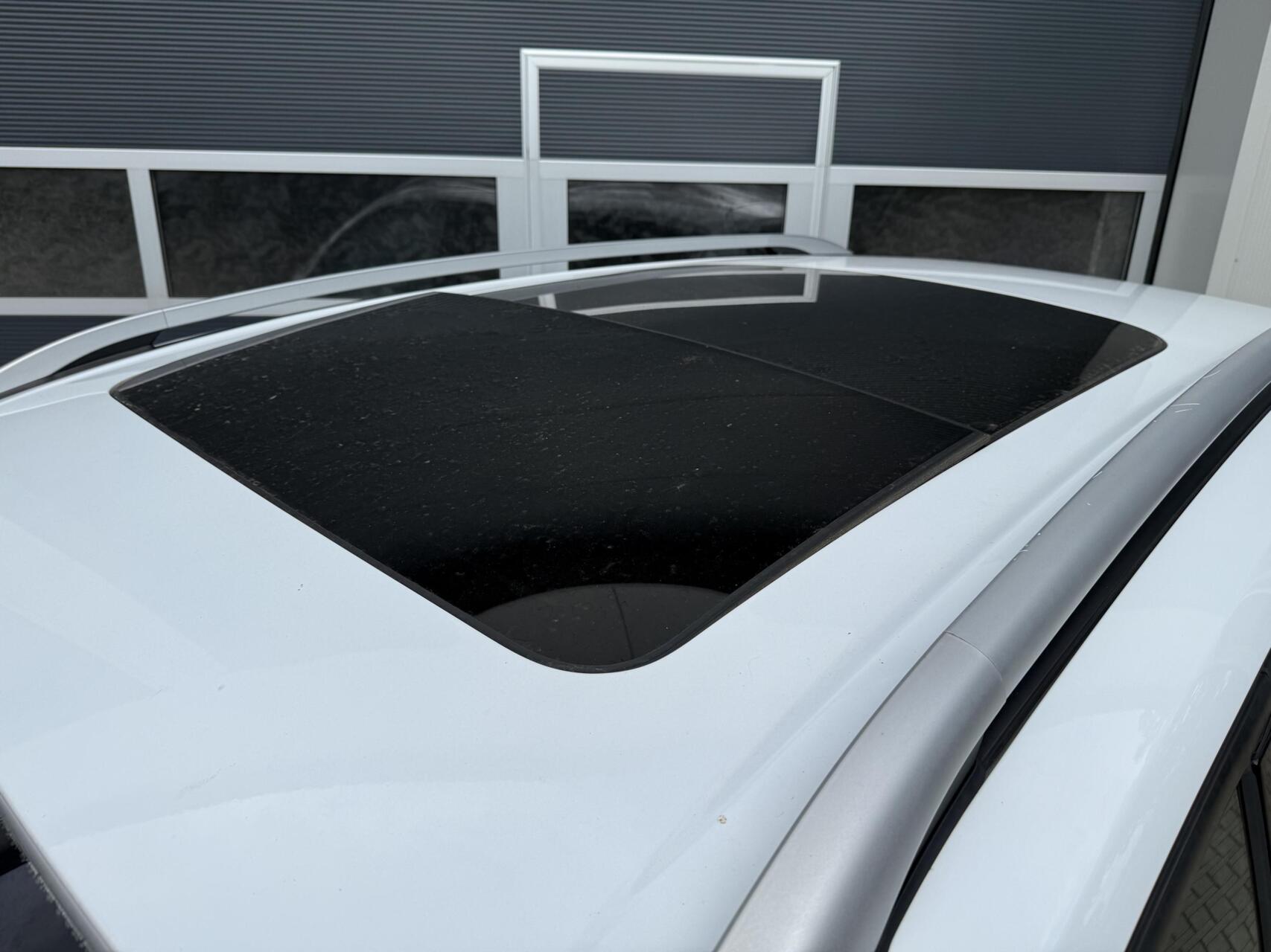 Foto van Ford Kuga 1.6 Scti
