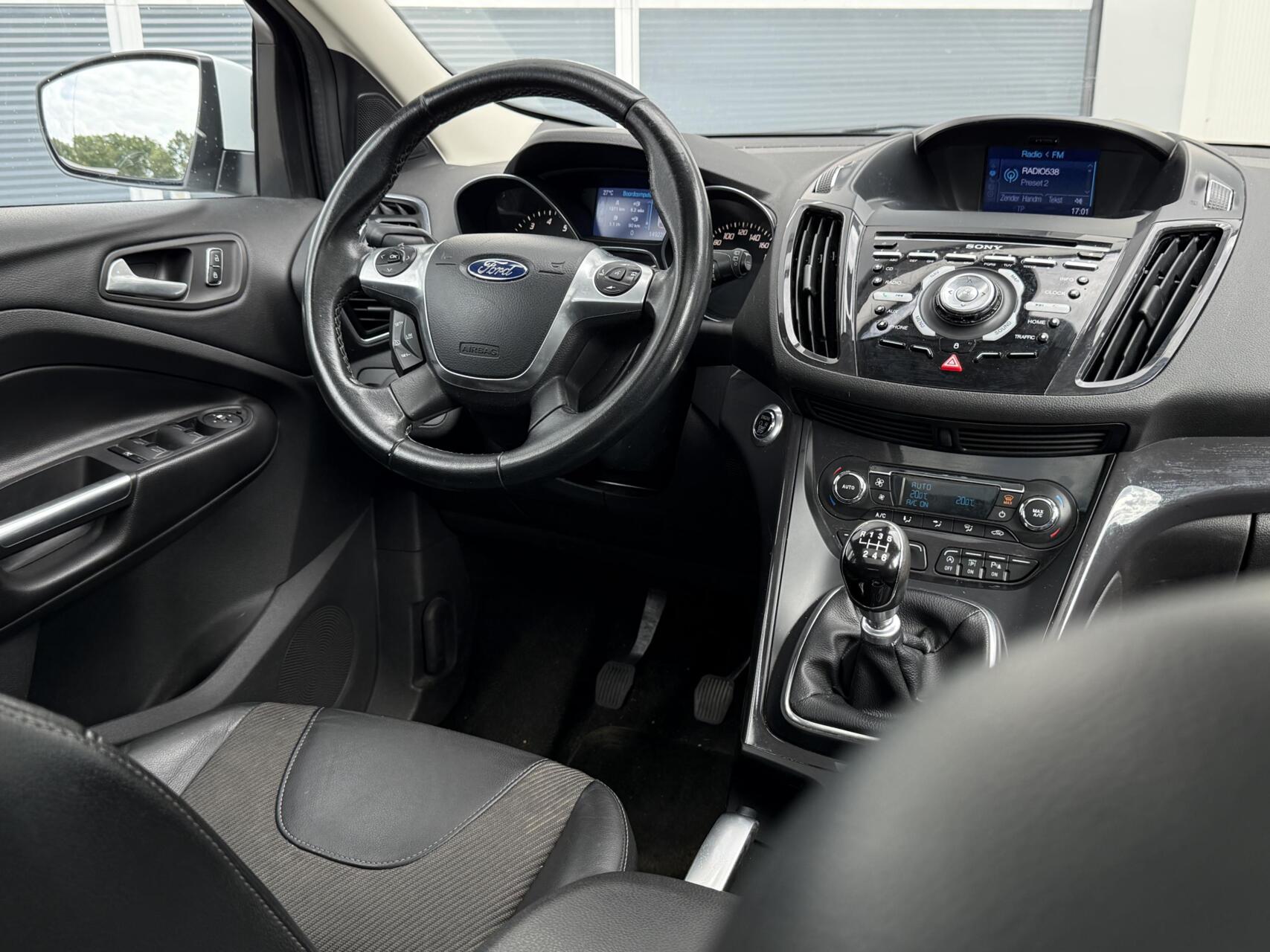 Foto van Ford Kuga 1.6 Scti