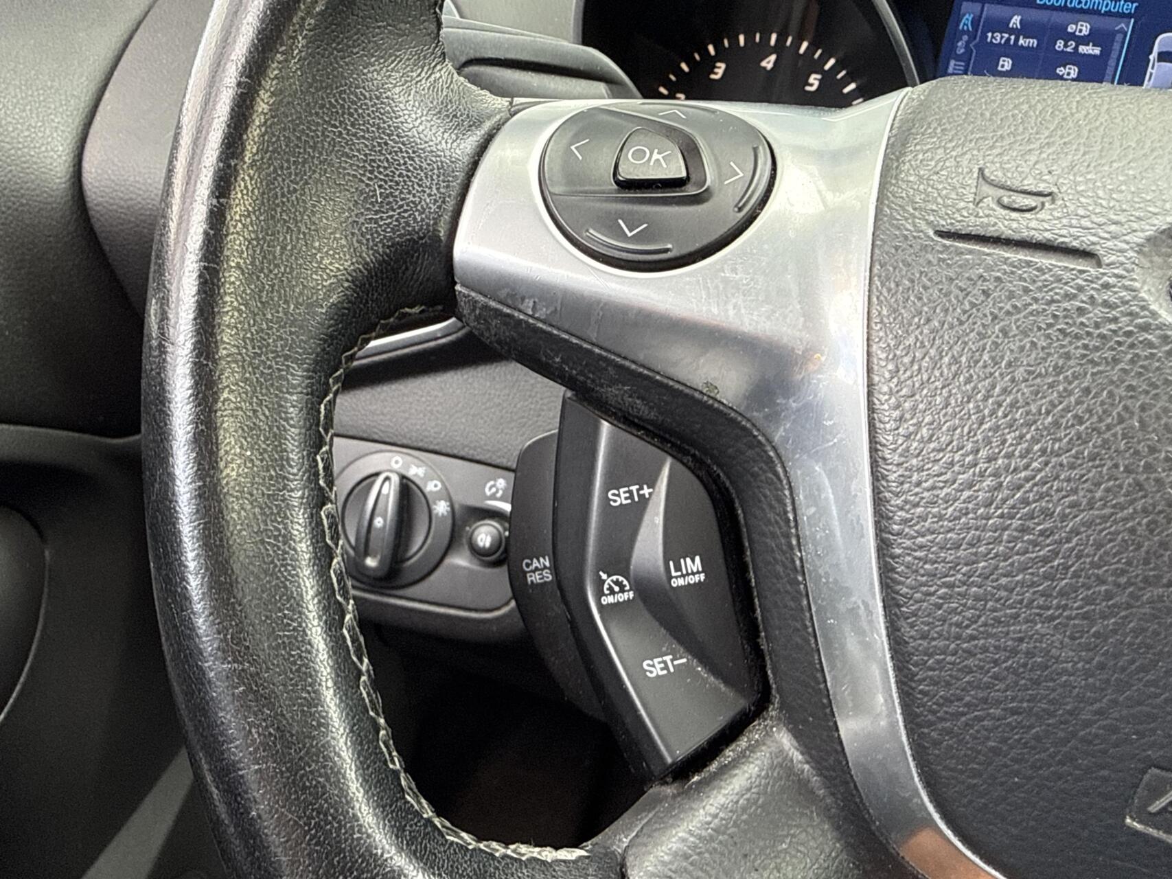 Foto van Ford Kuga 1.6 Scti