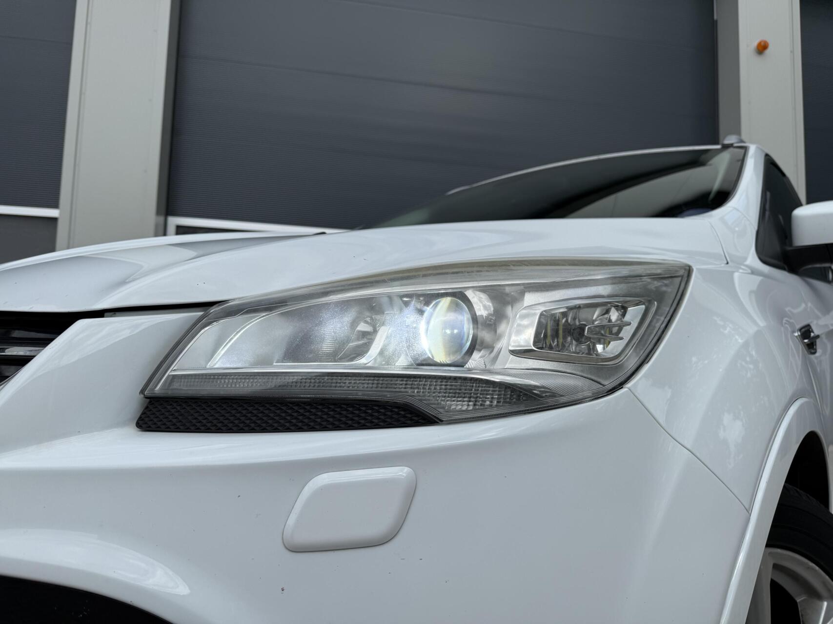 Foto van Ford Kuga 1.6 Scti