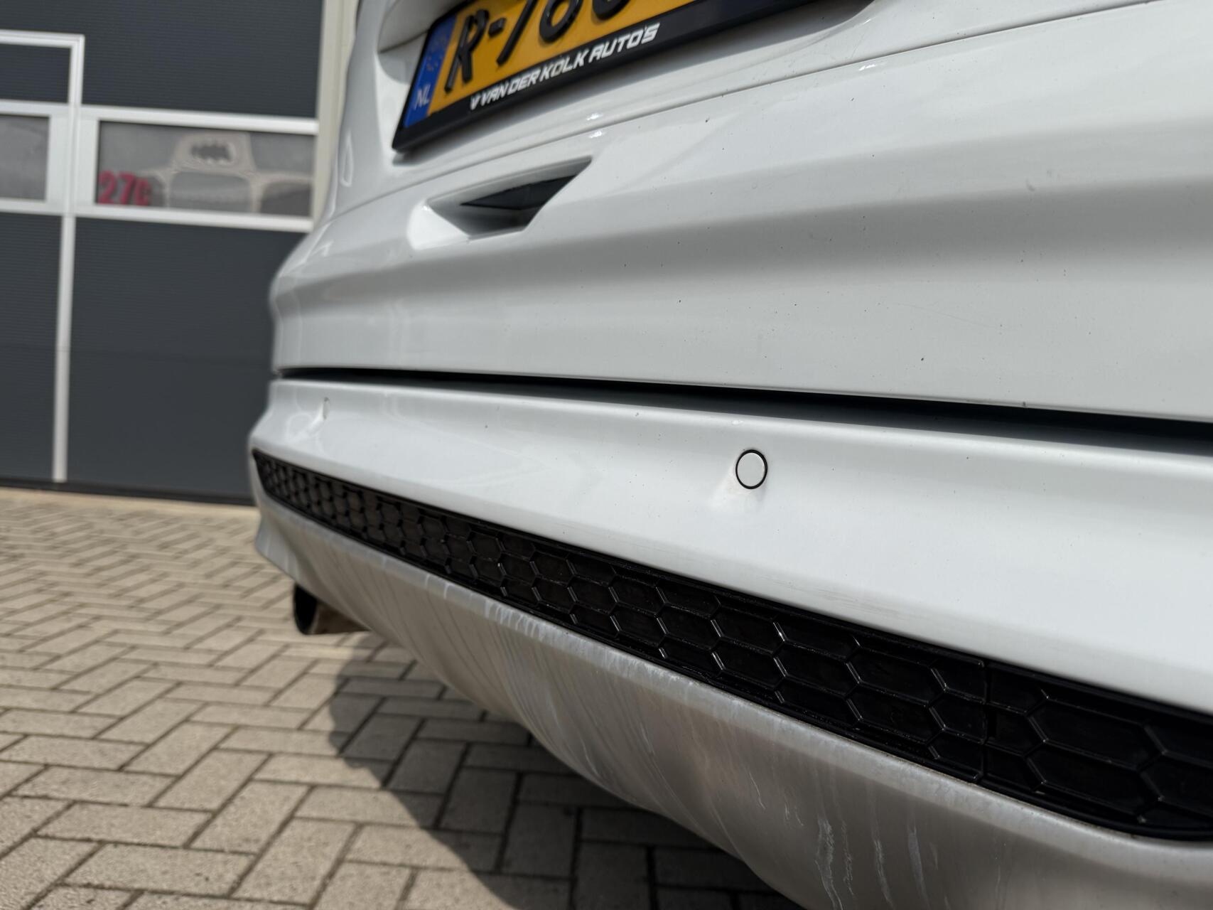 Foto van Ford Kuga 1.6 Scti