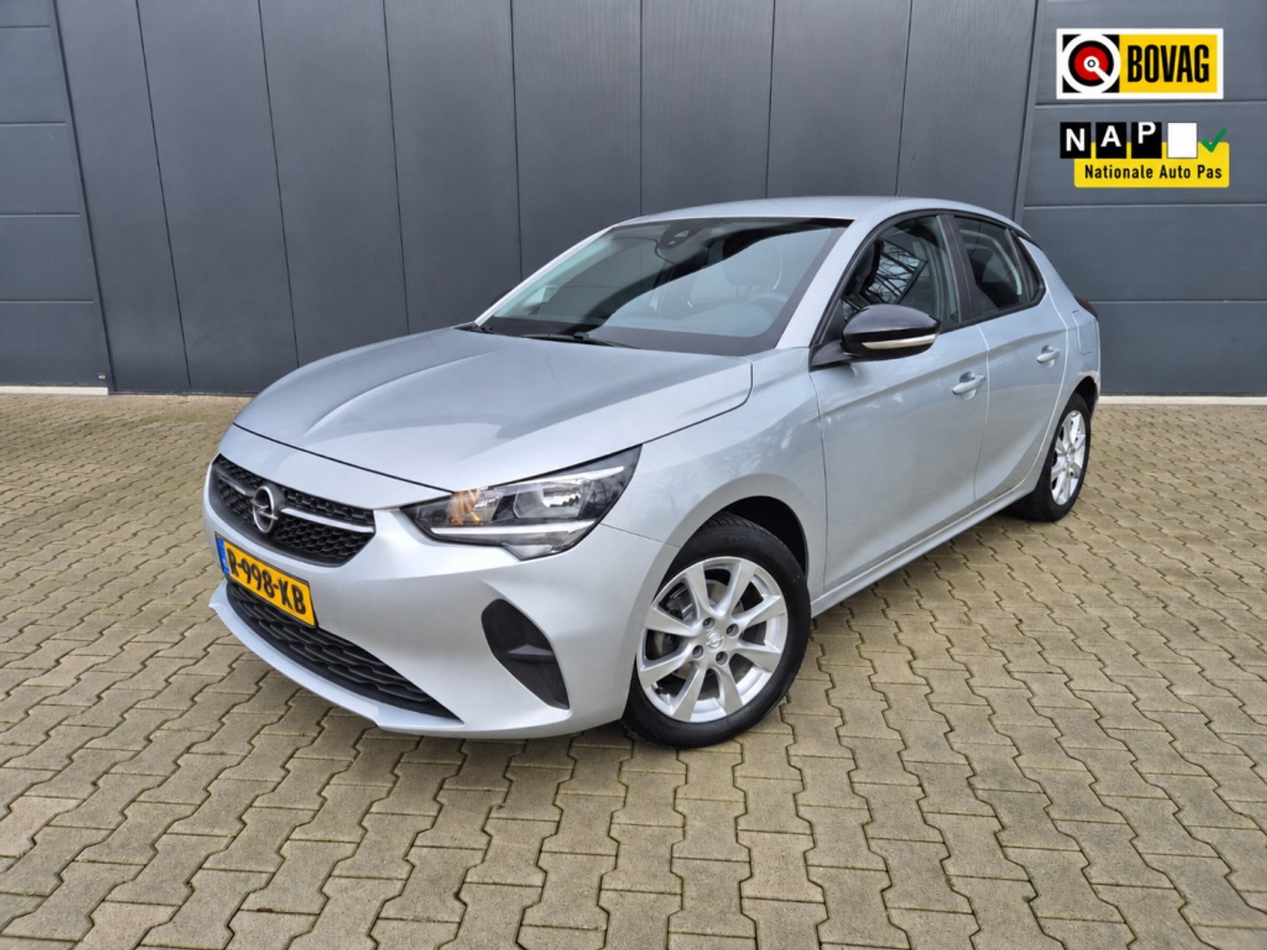 Opel Corsa 1.2 Edition 2022 - voorkant