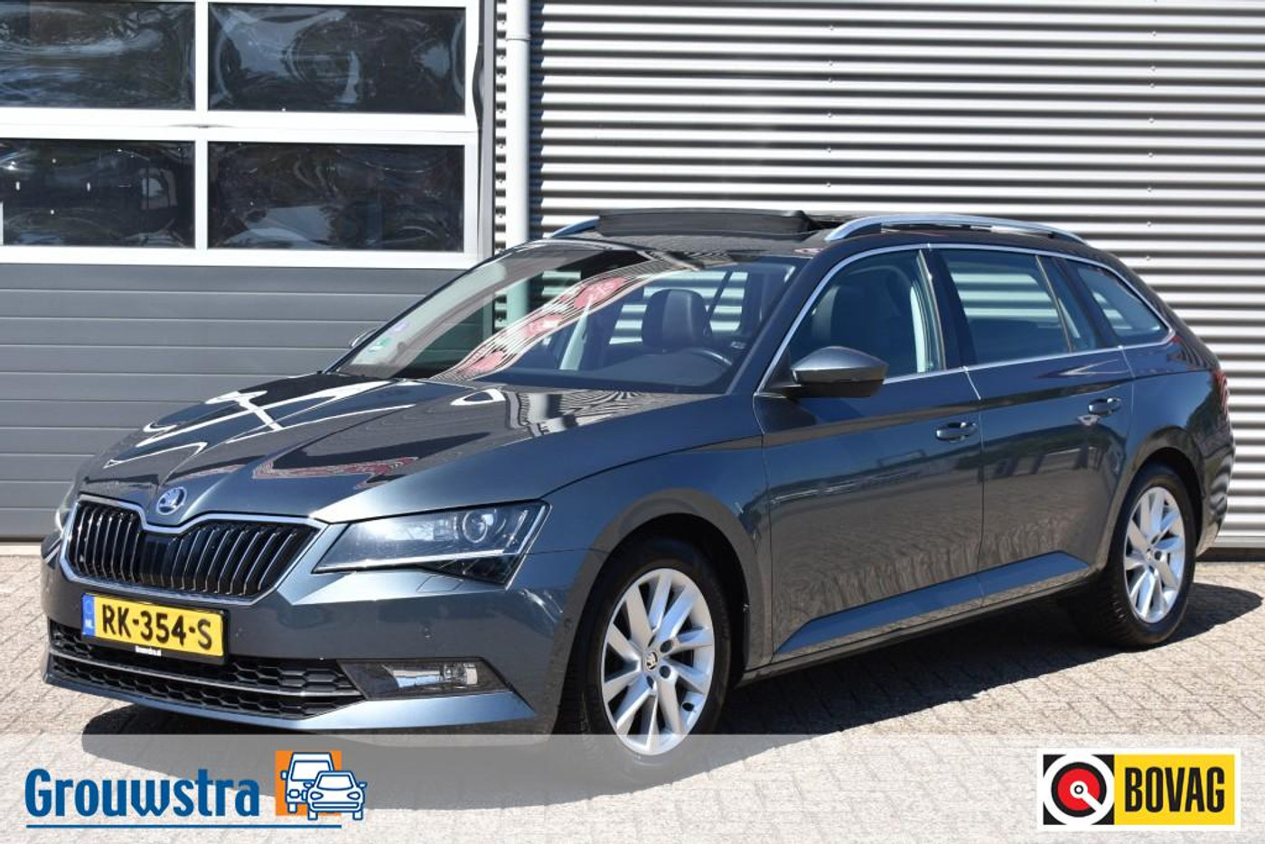Skoda Superb COMBI 1.4 TSI DSG7 STYLE BUSINESS / P.DAK / EL. STOELEN / KEYLESS 2018 - voorkant