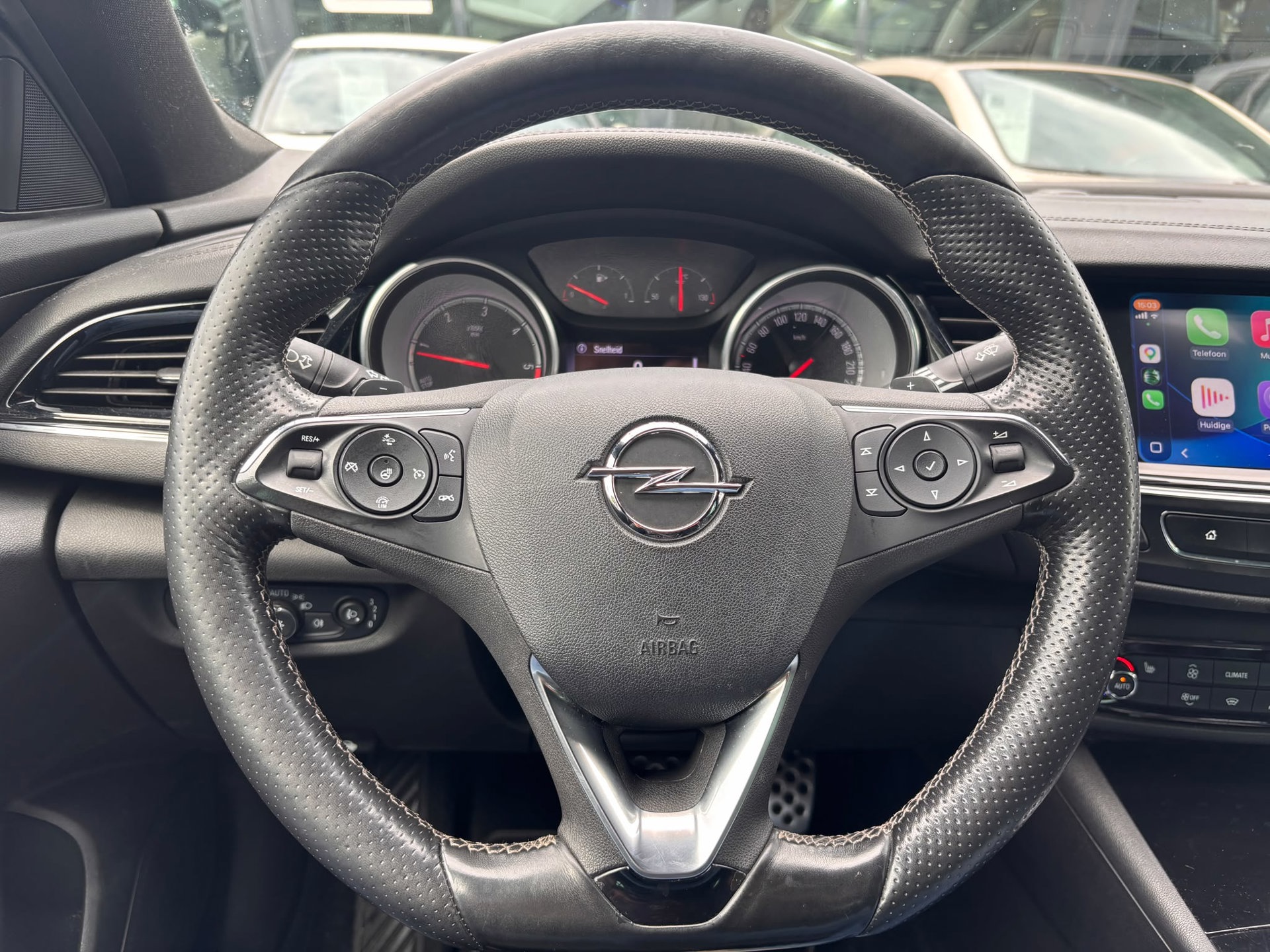 Foto van Opel Insignia Grand Sport