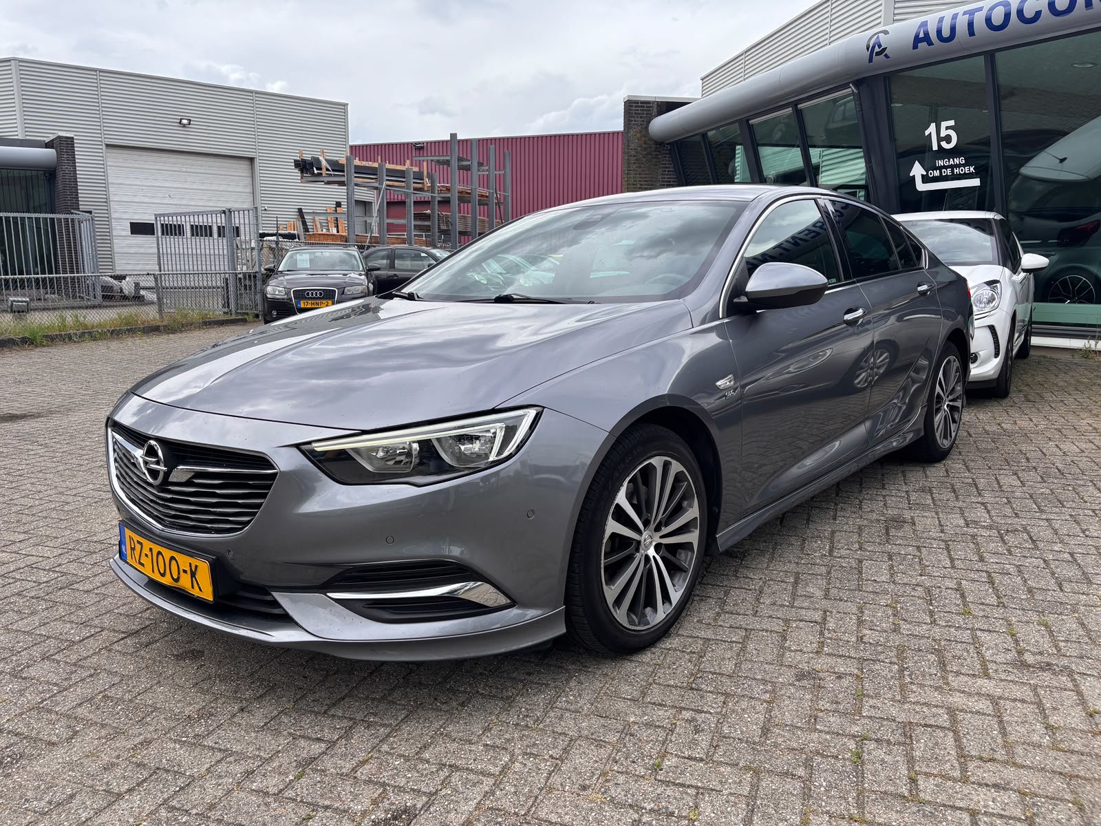 Foto van Opel Insignia Grand Sport
