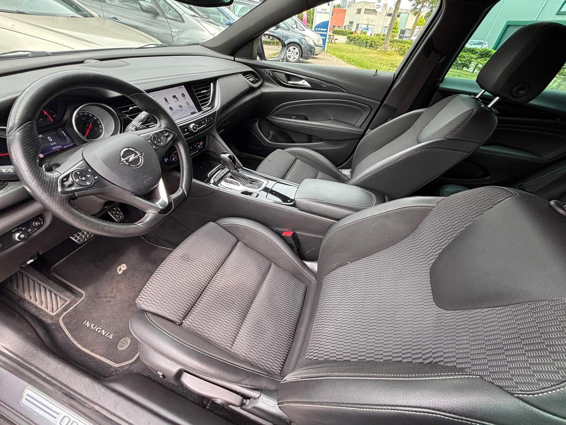 Foto van Opel Insignia Grand Sport