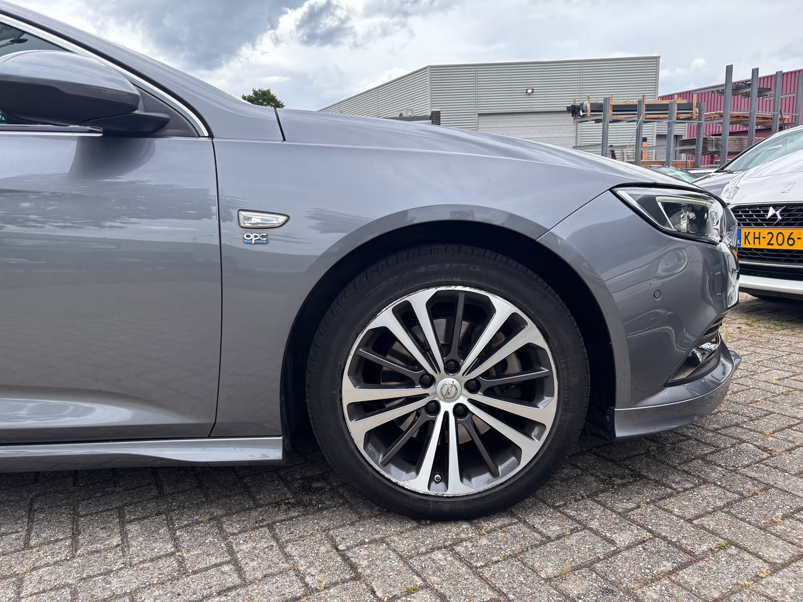 Foto van Opel Insignia Grand Sport