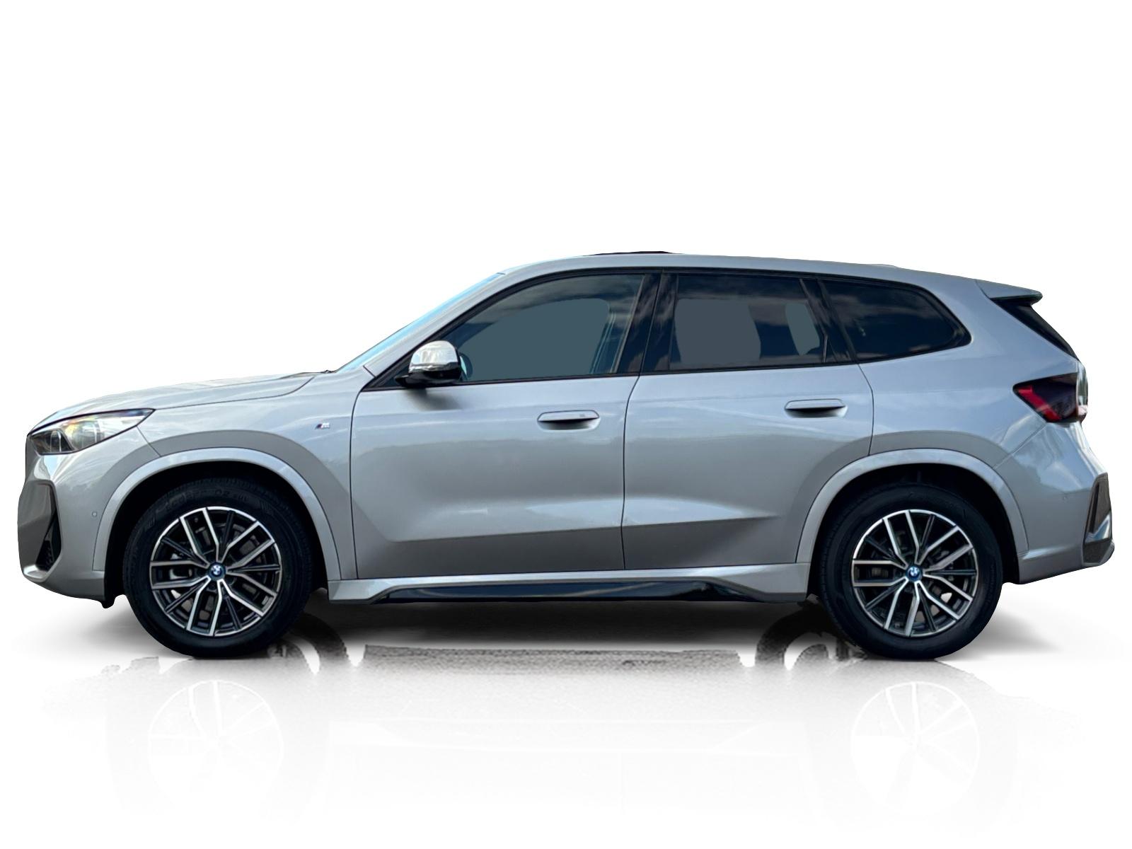 Foto van BMW Ix1 Xdrive30