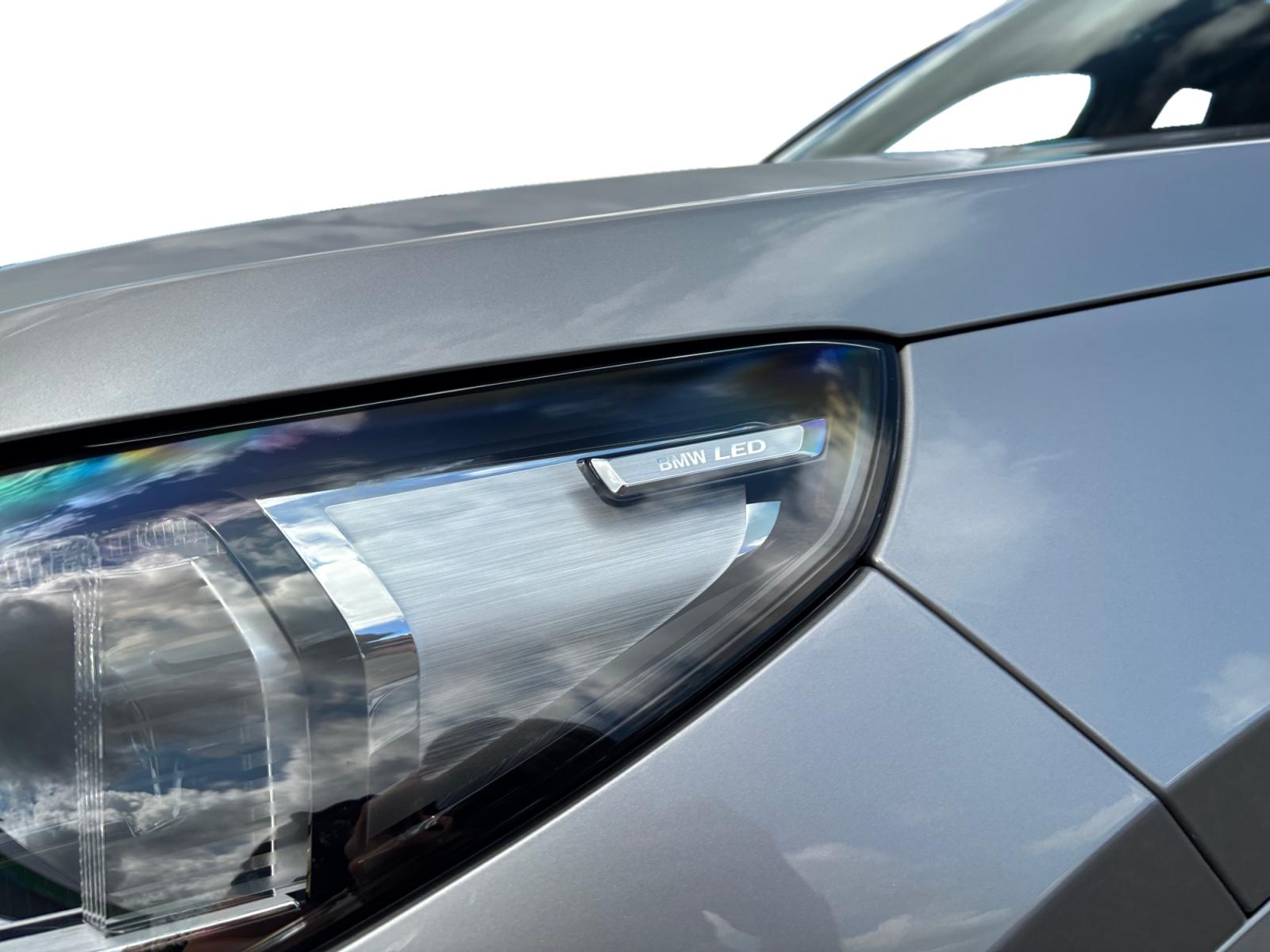 Foto van BMW Ix1 Xdrive30