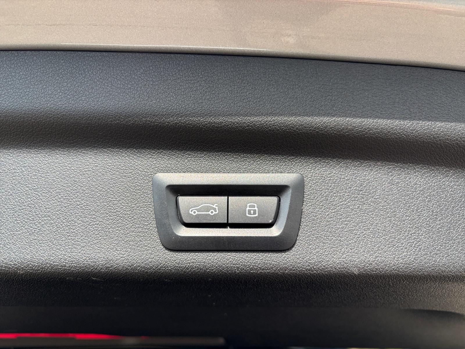 Foto van BMW Ix1 Xdrive30