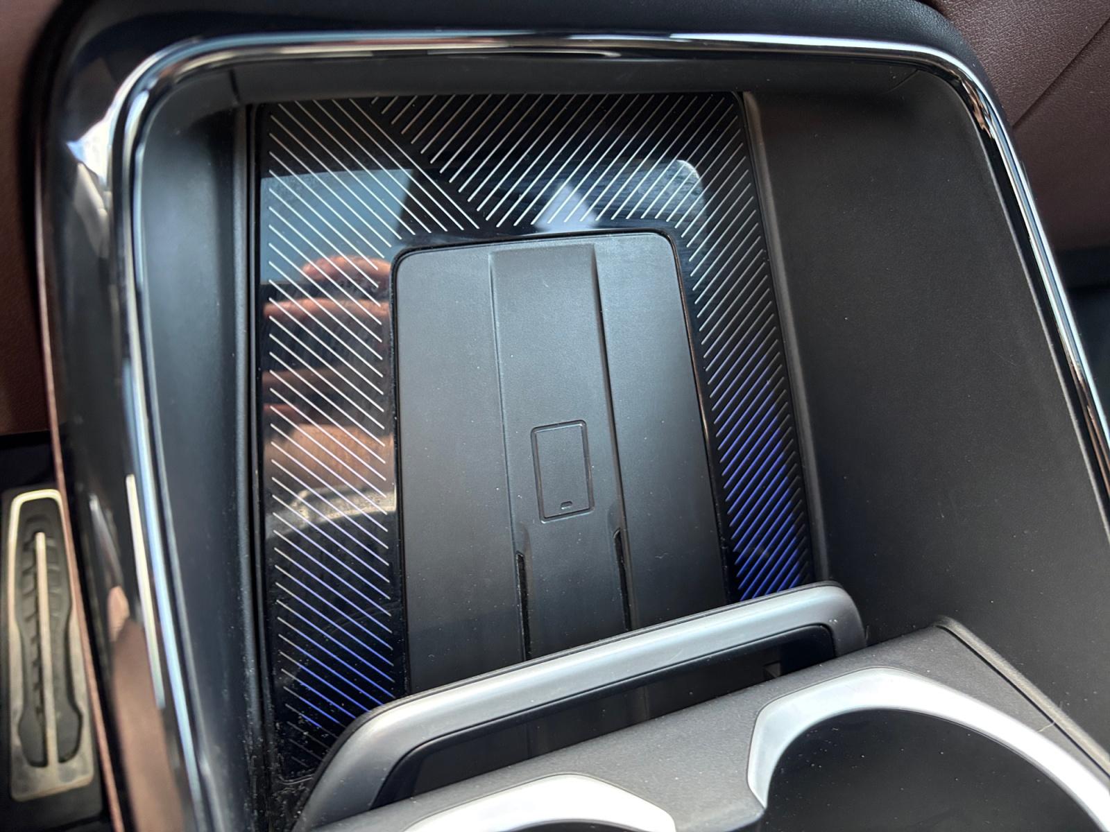Foto van BMW Ix1 Xdrive30