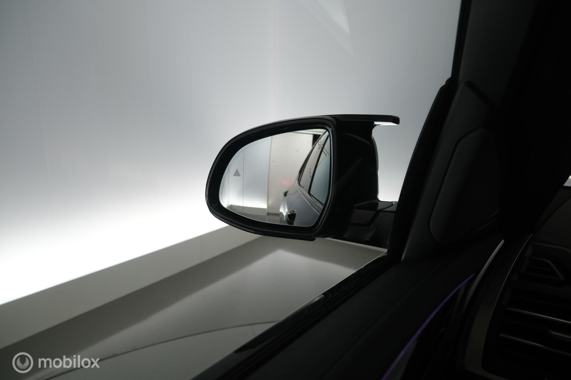 Foto van BMW Ix3