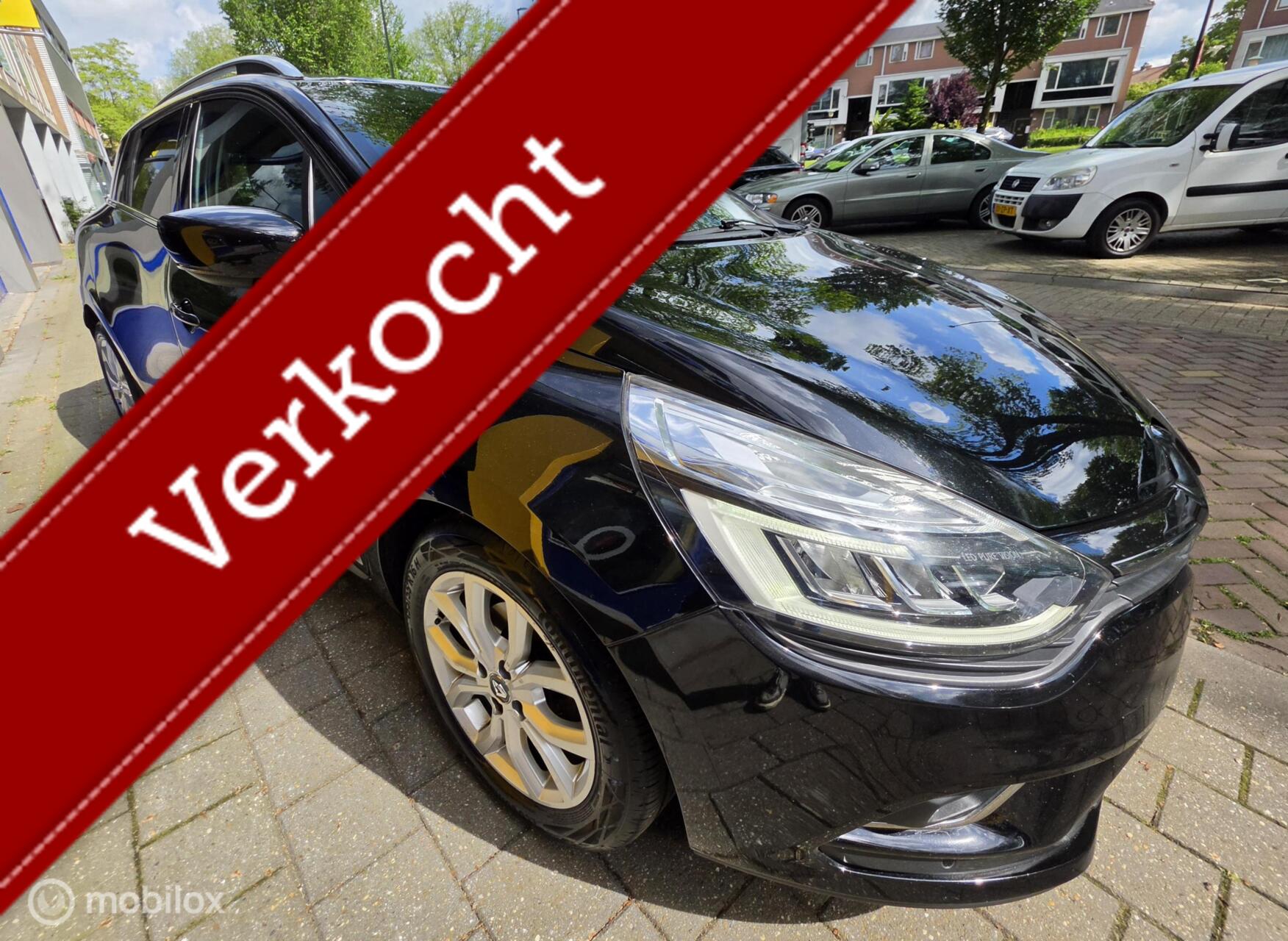 Renault Clio 0.9 TCe Intens Navigatie 2017 - voorkant