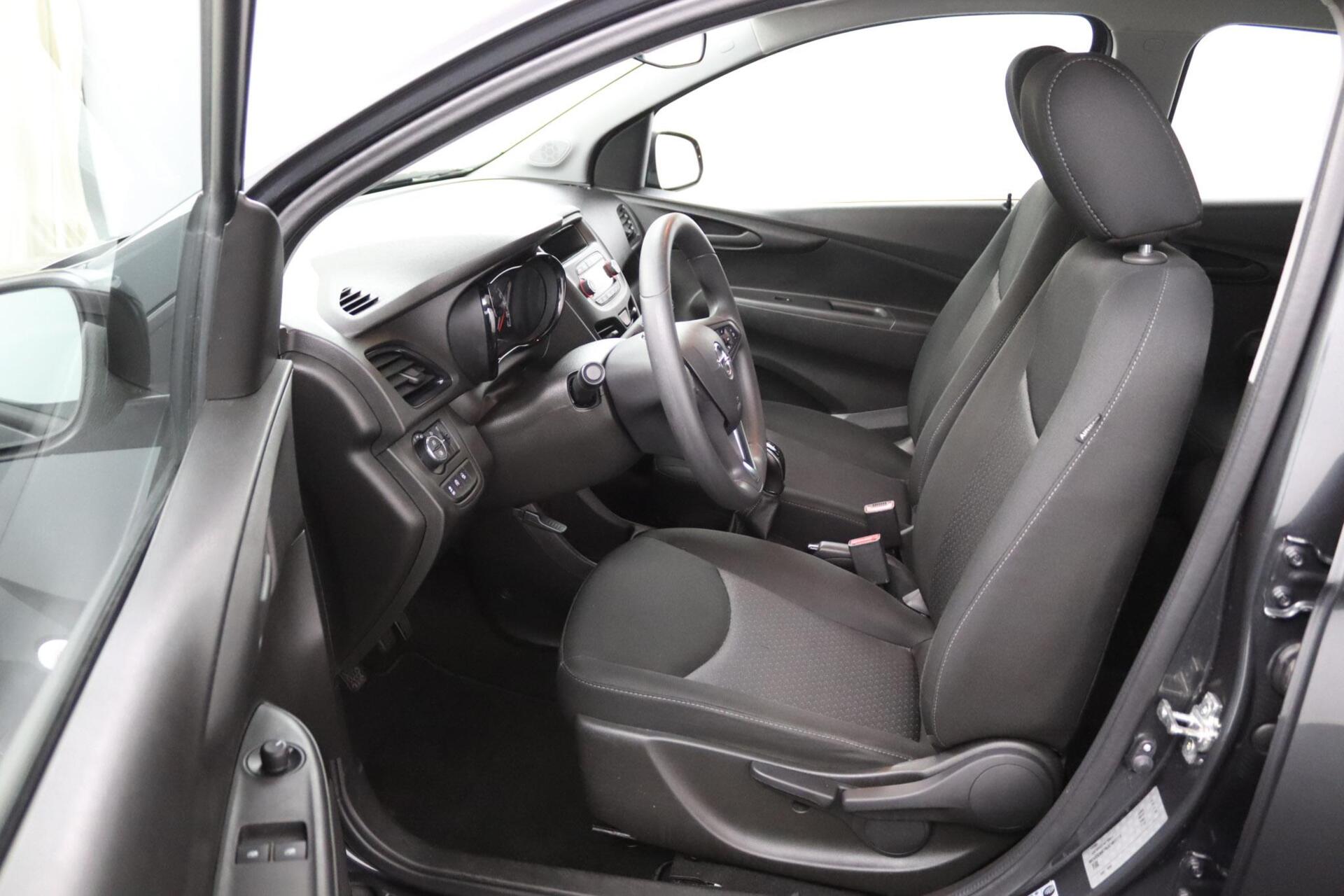 Foto van Opel Karl / Viva