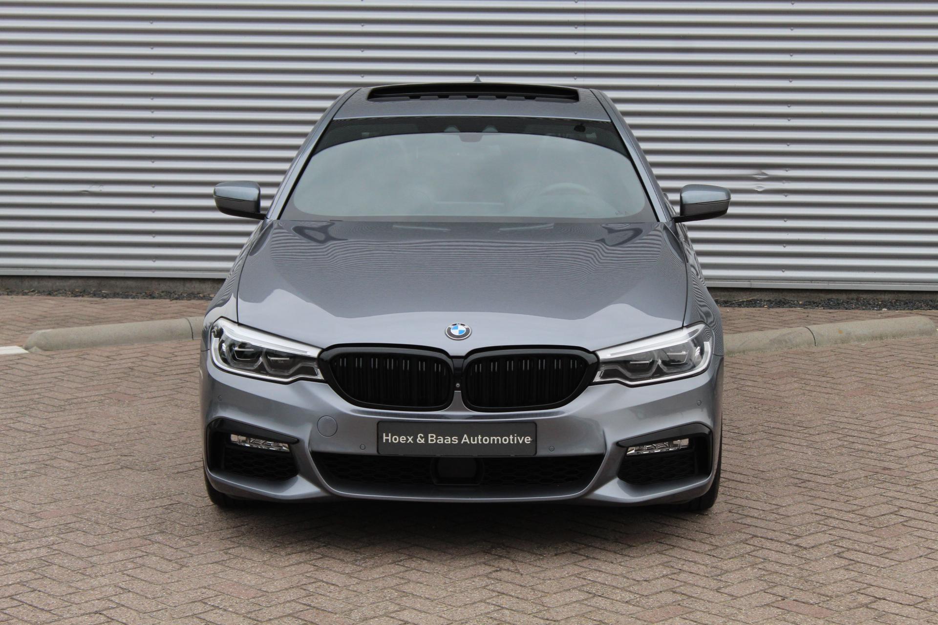 Foto van BMW 530e Iperformance