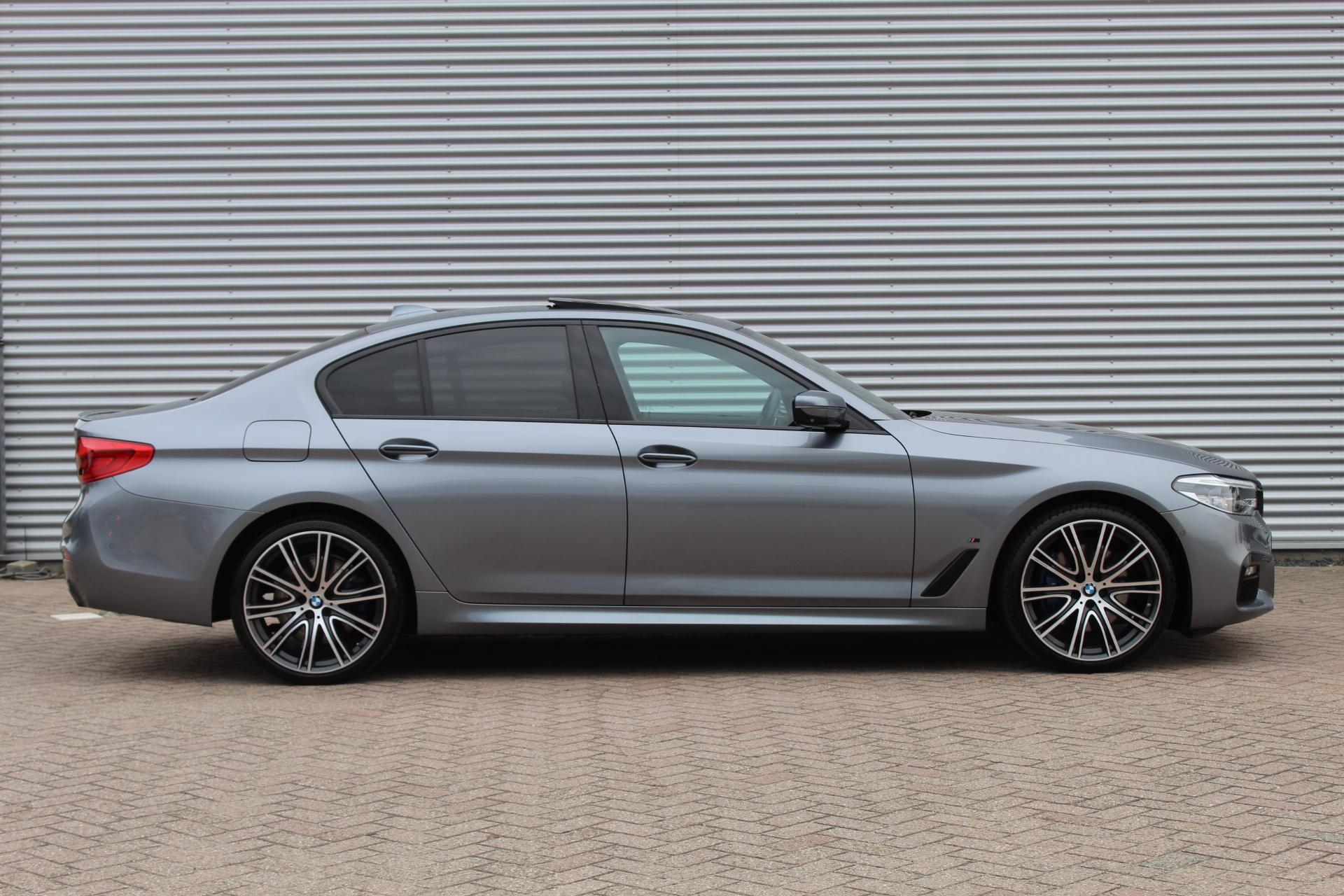 Foto van BMW 530e Iperformance