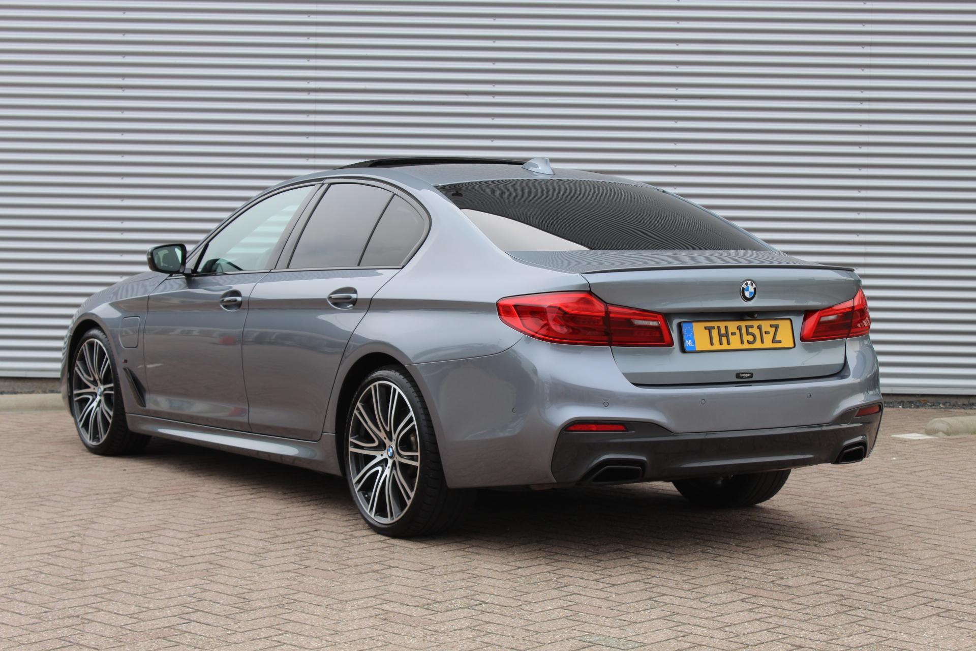 Foto van BMW 530e Iperformance