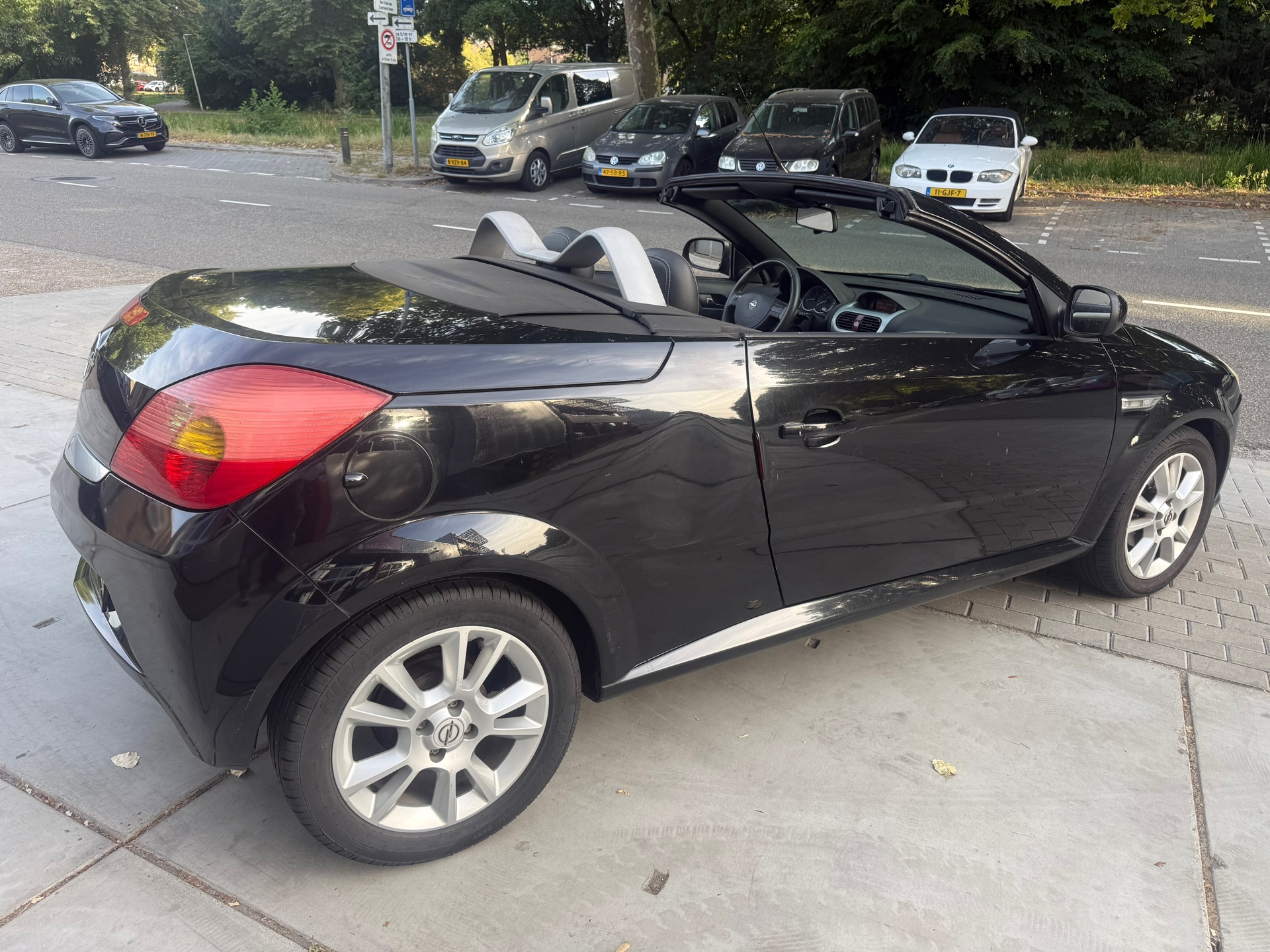 Foto van Opel Tigra