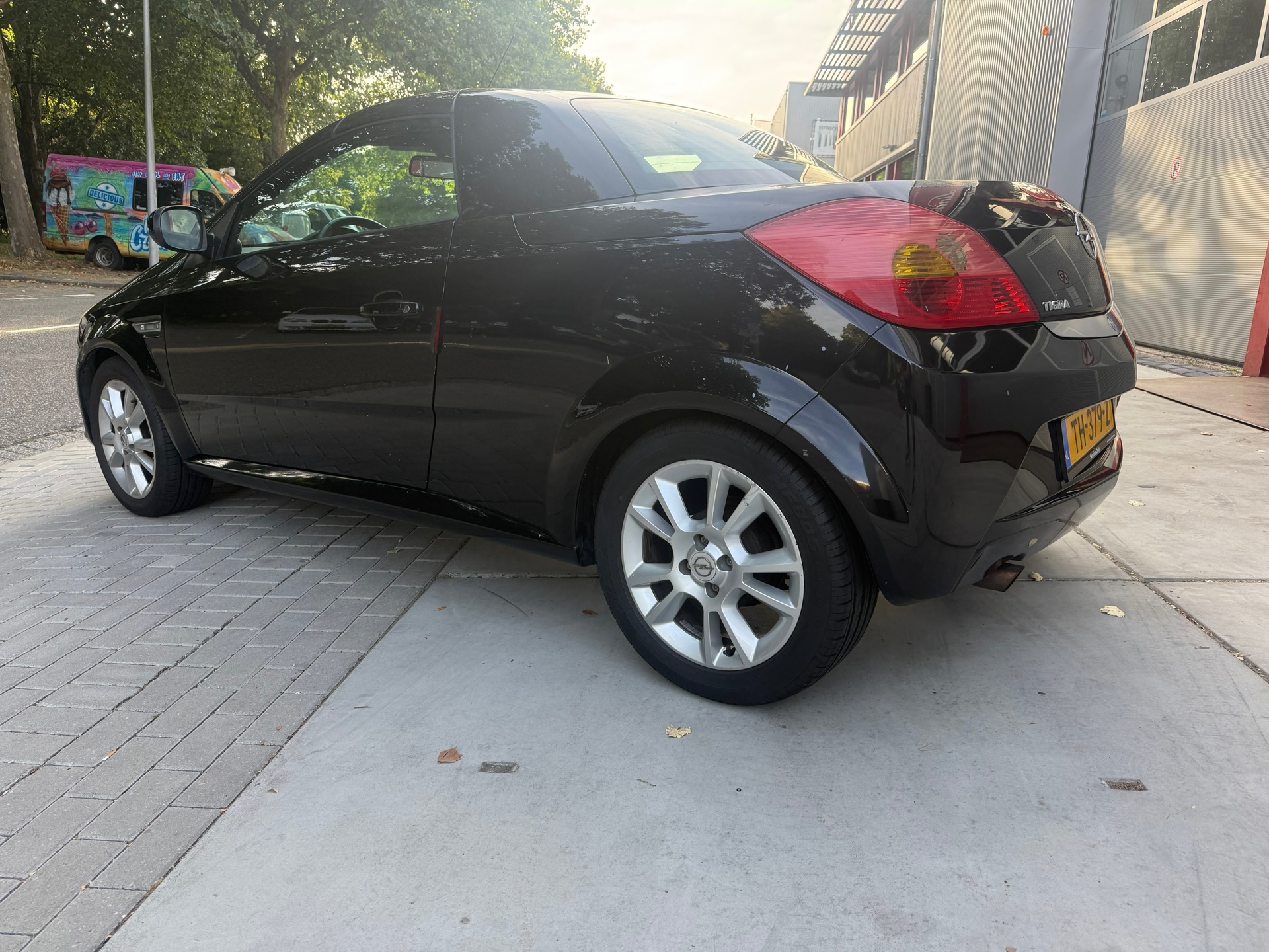 Foto van Opel Tigra
