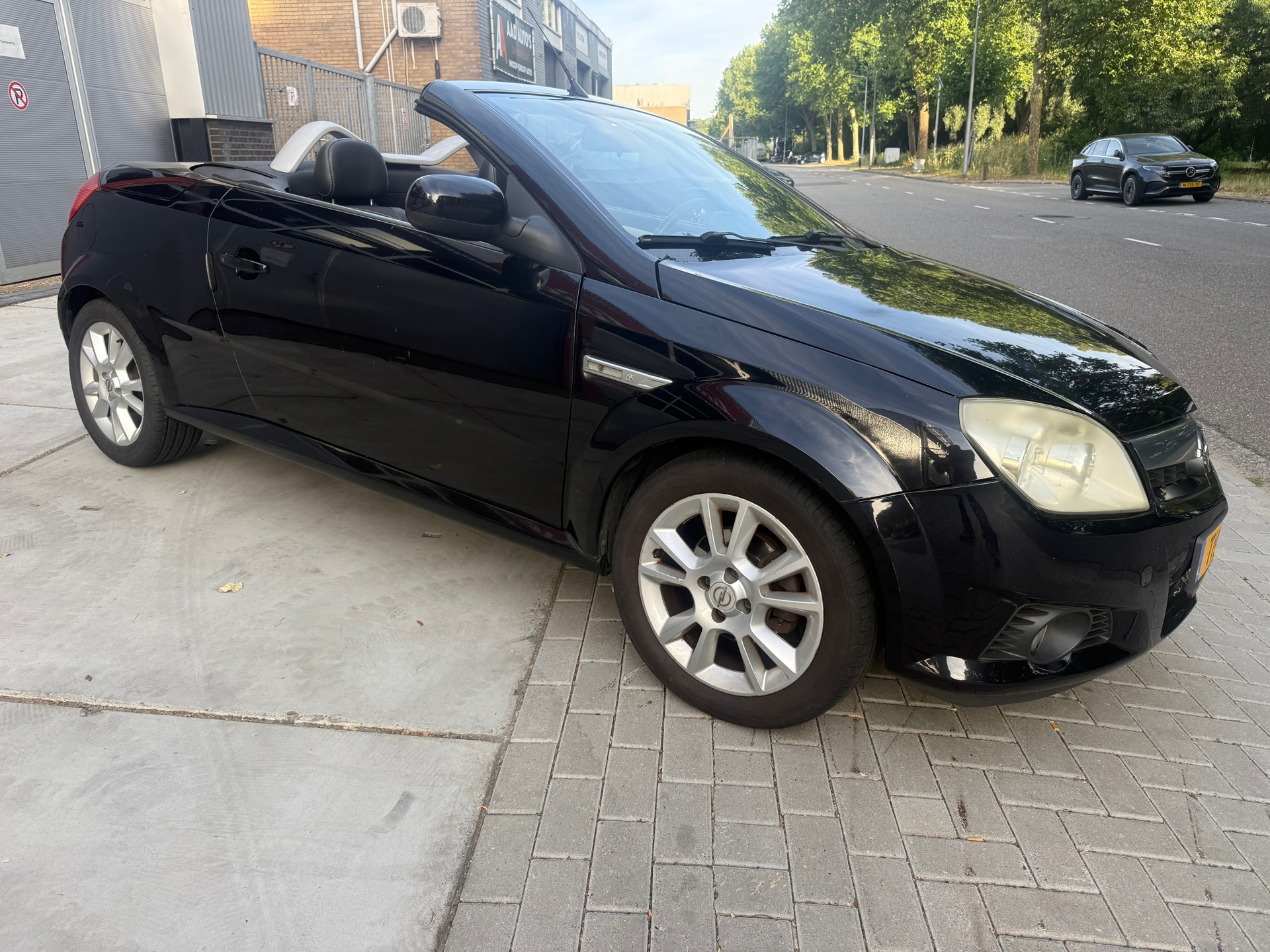 Foto van Opel Tigra